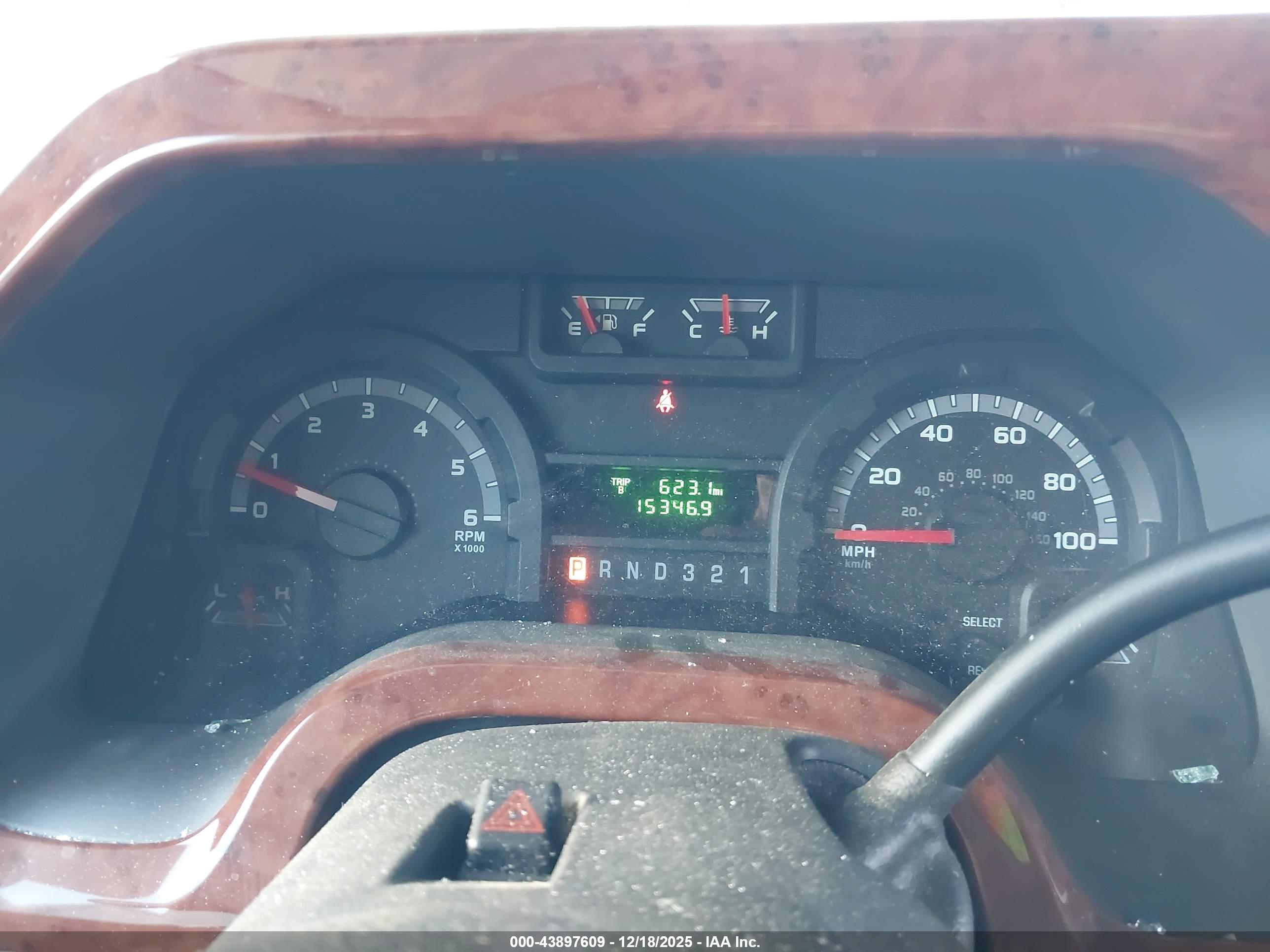 FORD E-450 image 6