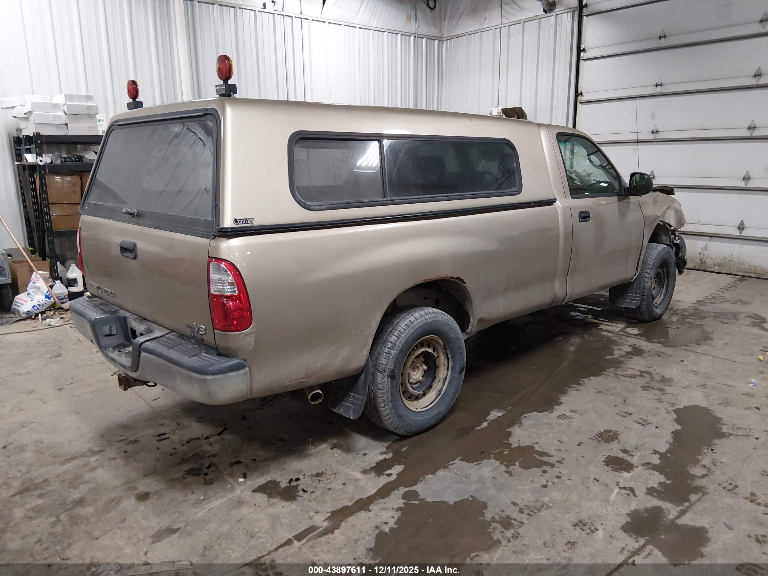 TOYOTA TUNDRA image 4