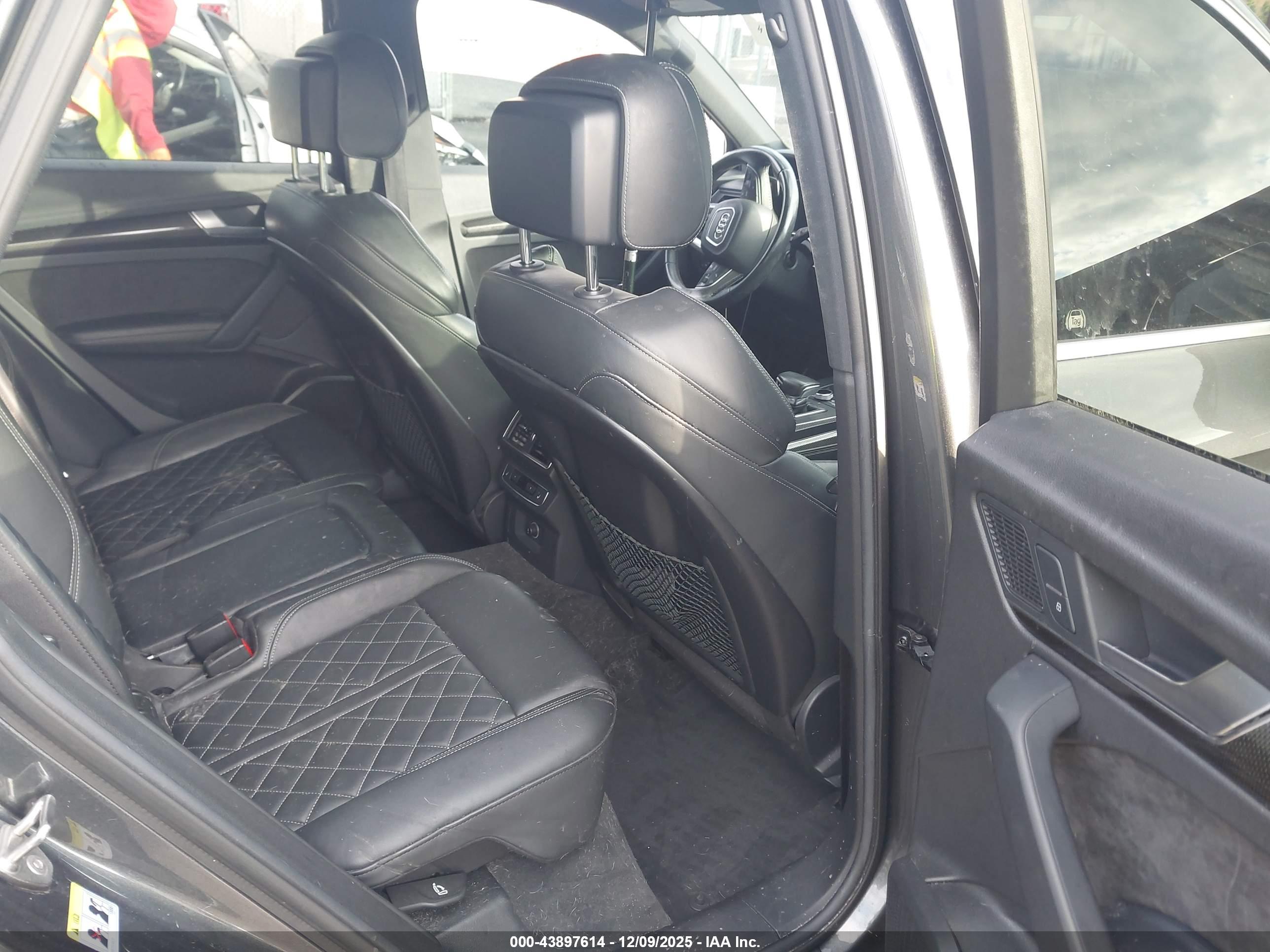 AUDI SQ5 image 8
