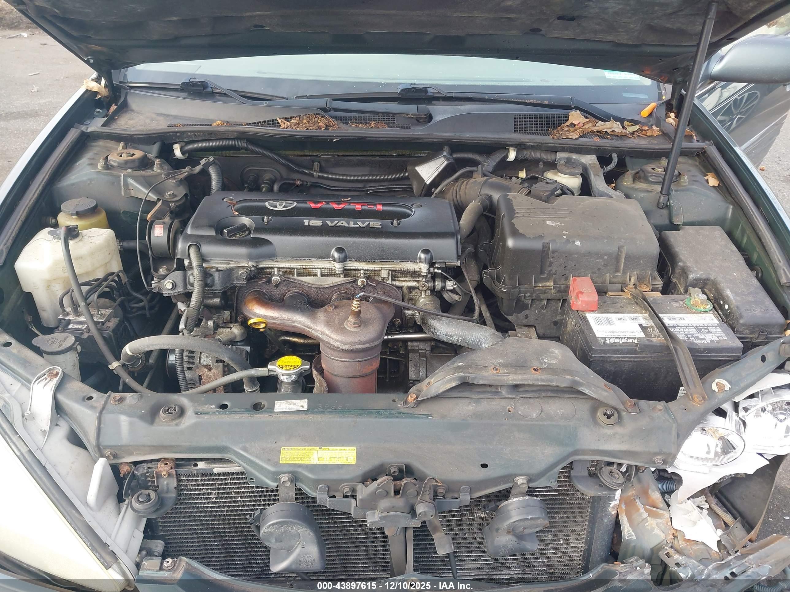 TOYOTA CAMRY image 10