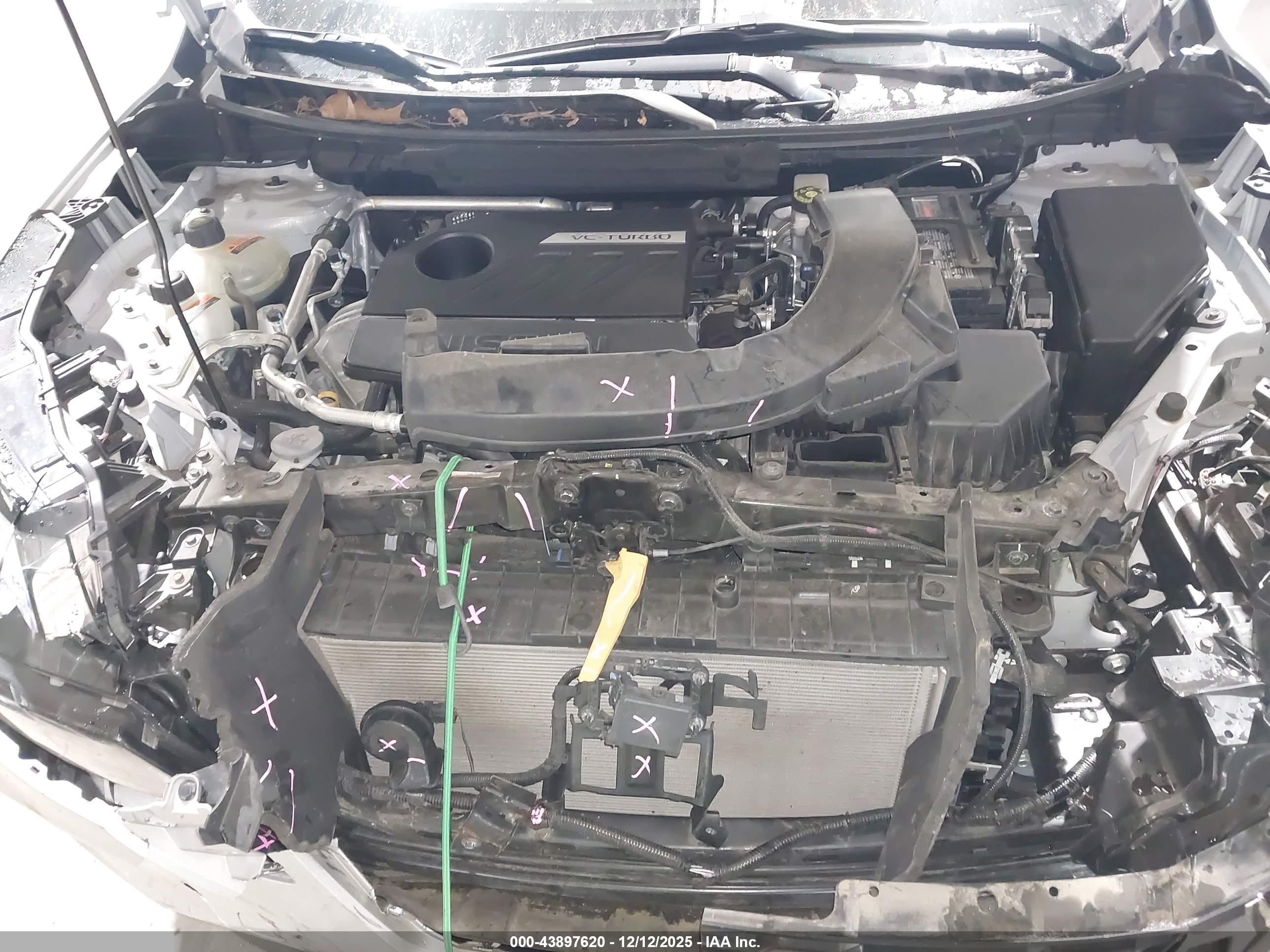 NISSAN ROGUE image 10