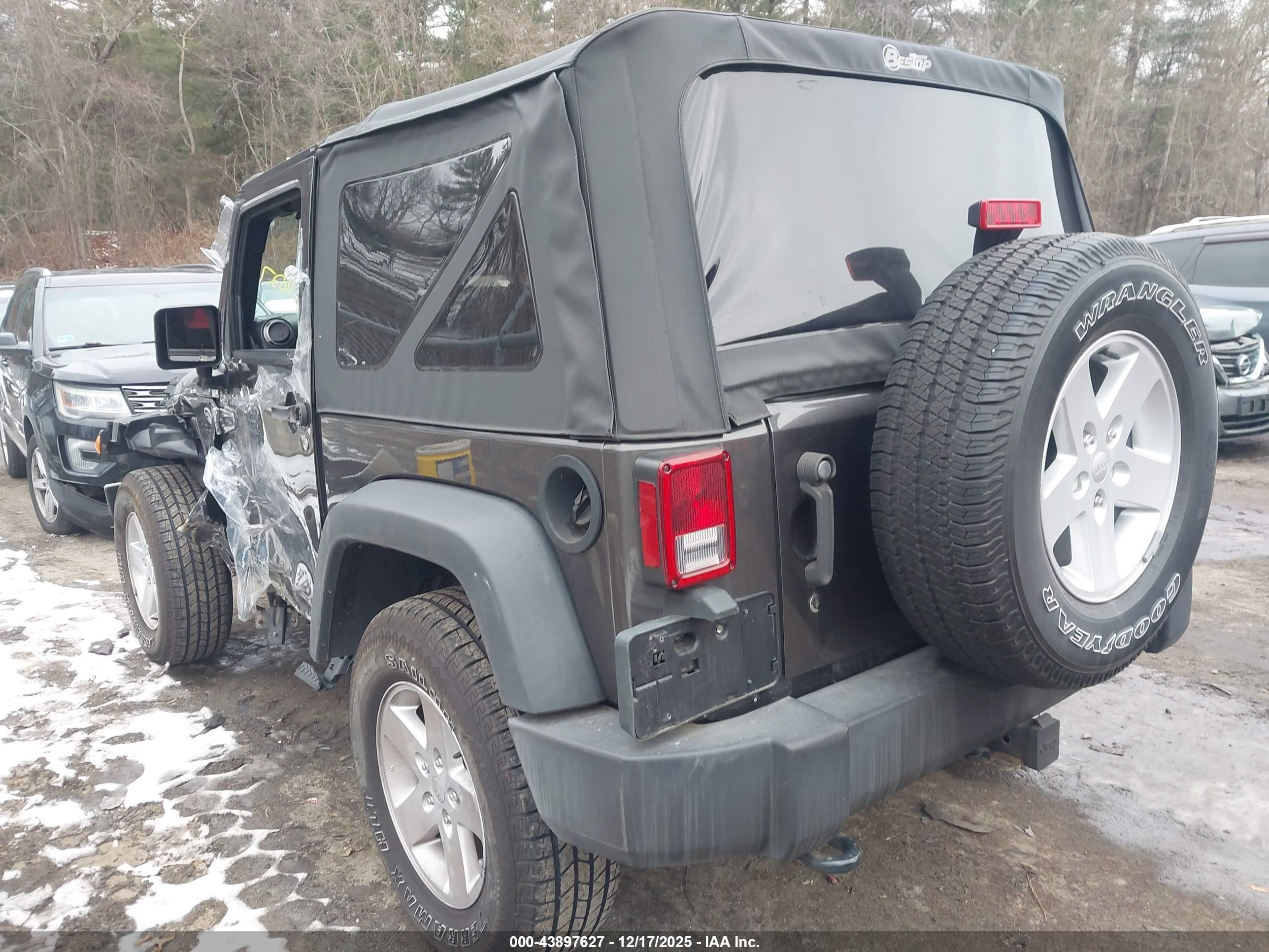 JEEP WRANGLER image 3