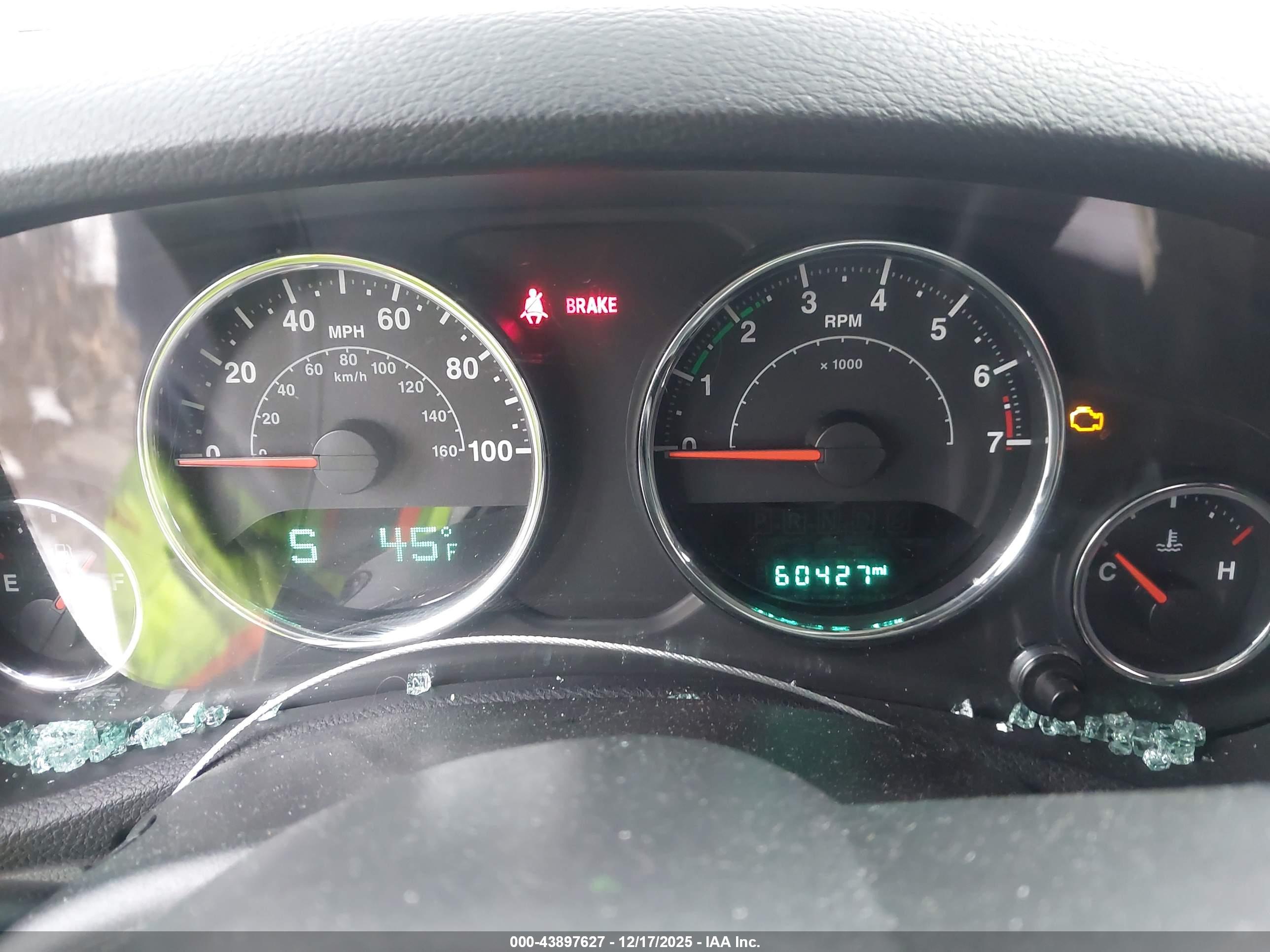 JEEP WRANGLER image 7