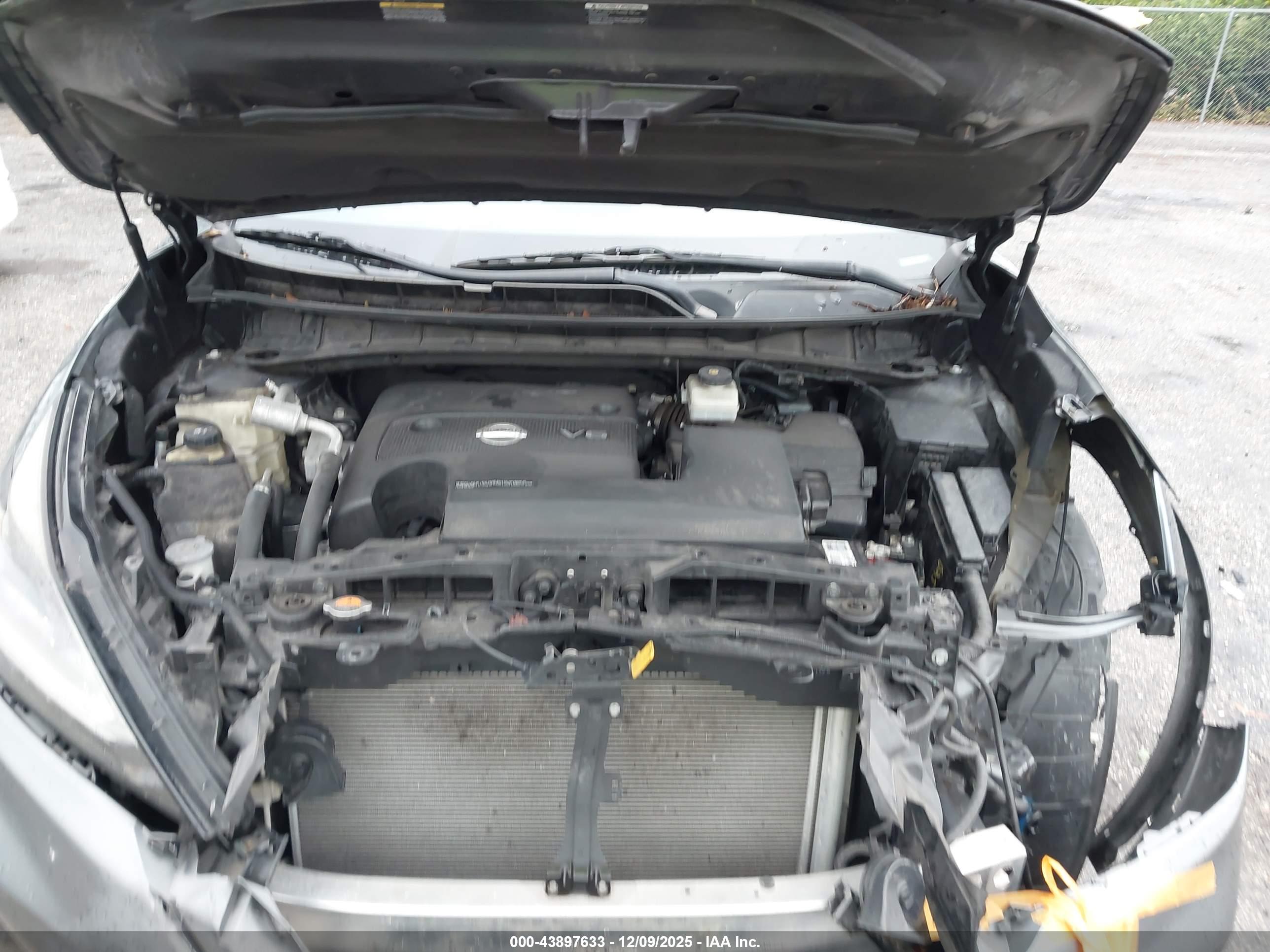 NISSAN MURANO image 10