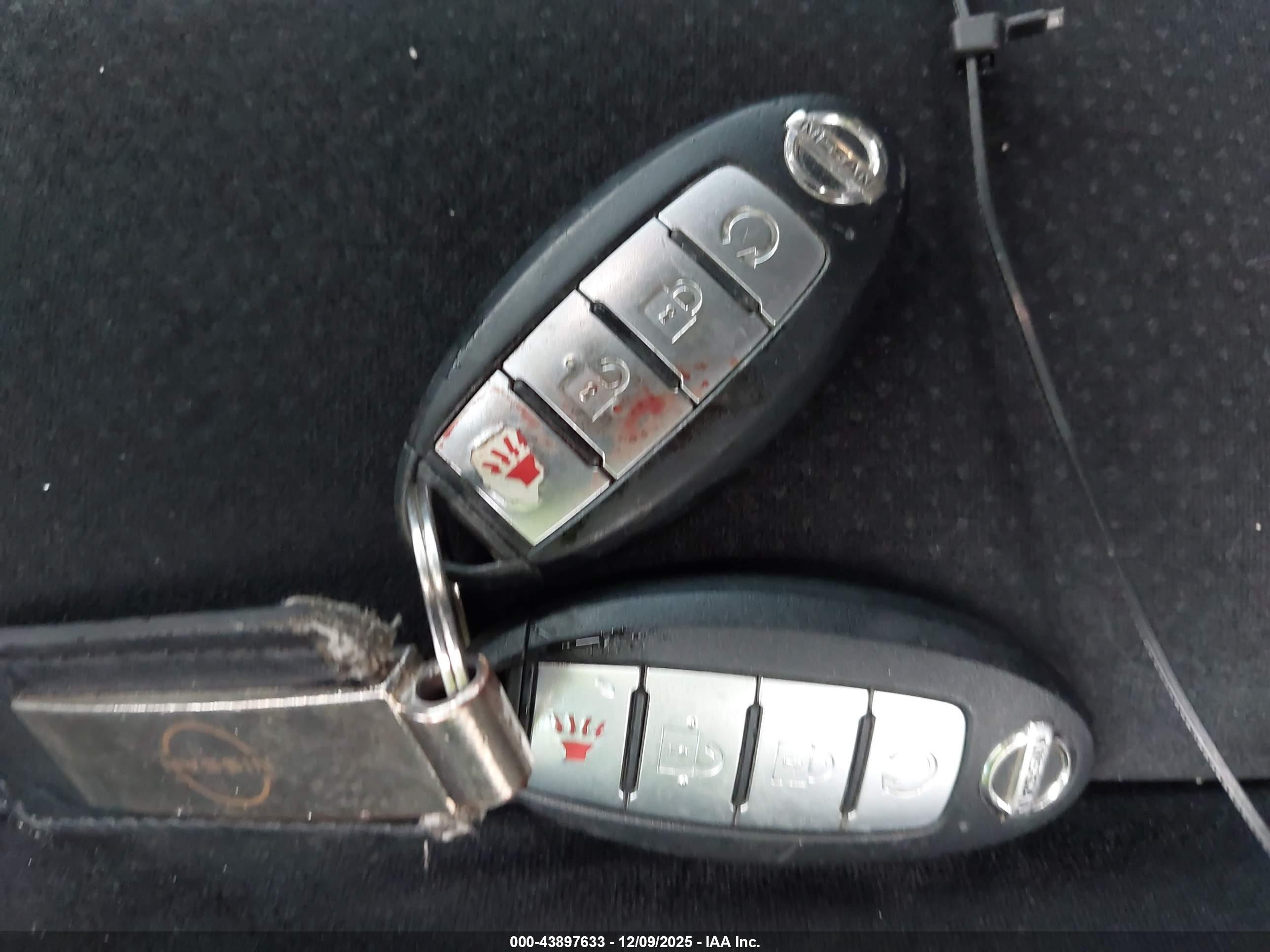 NISSAN MURANO image 11