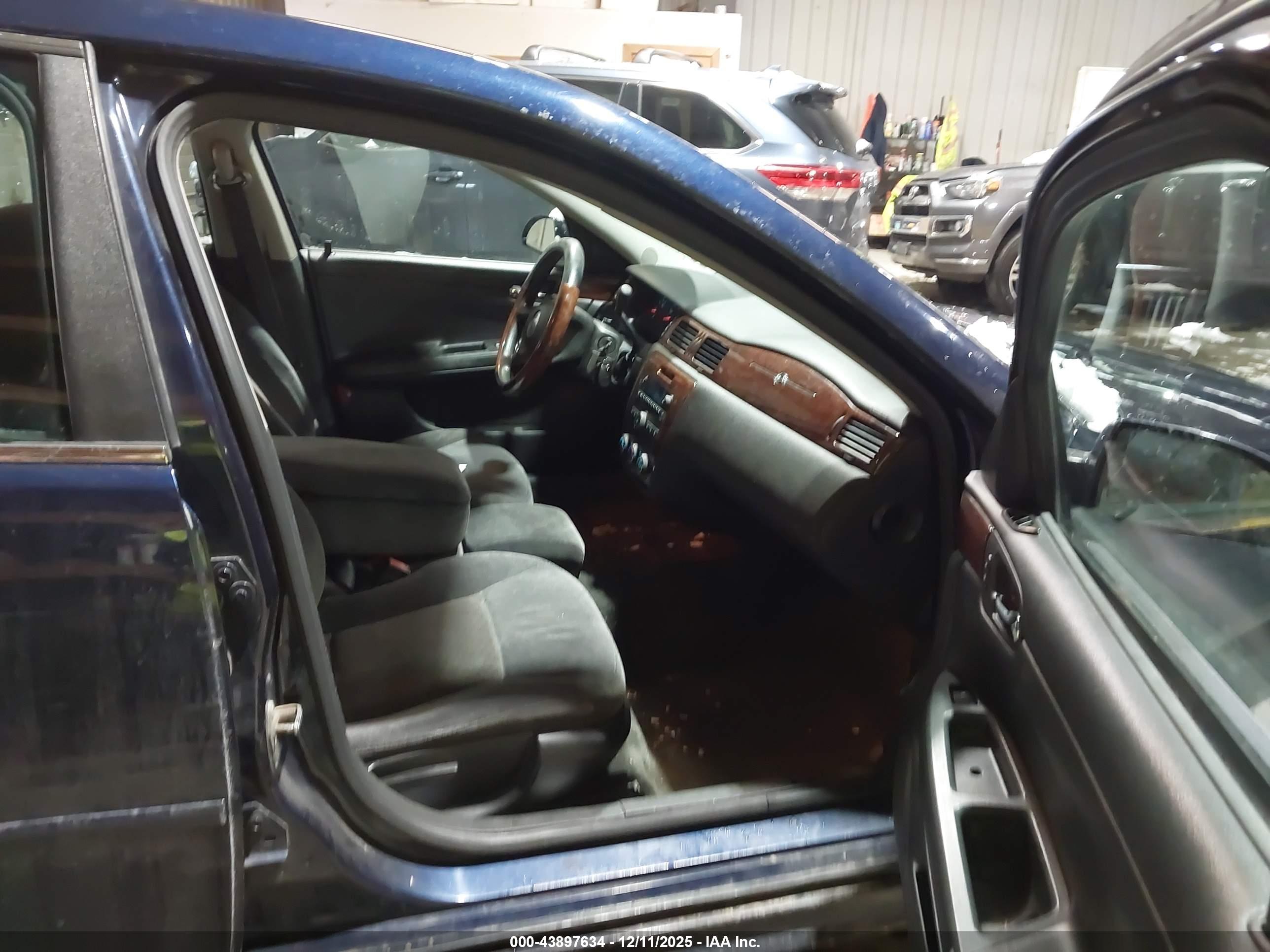 CHEVROLET IMPALA image 5