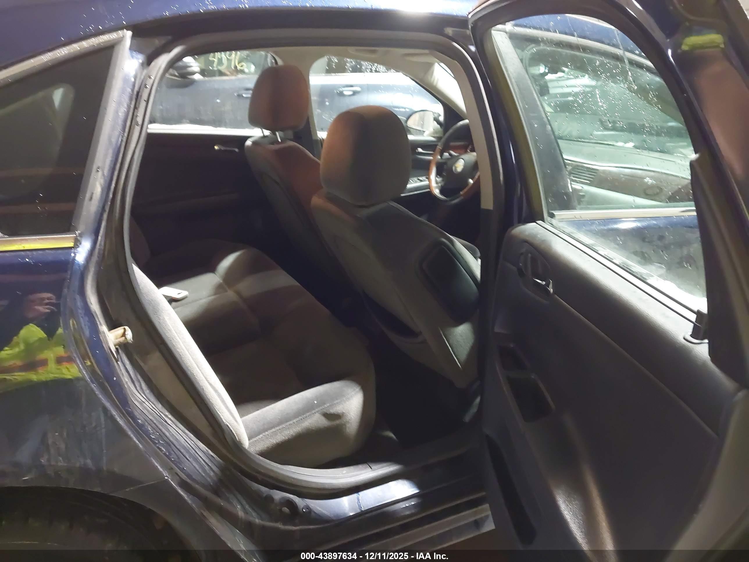CHEVROLET IMPALA image 8