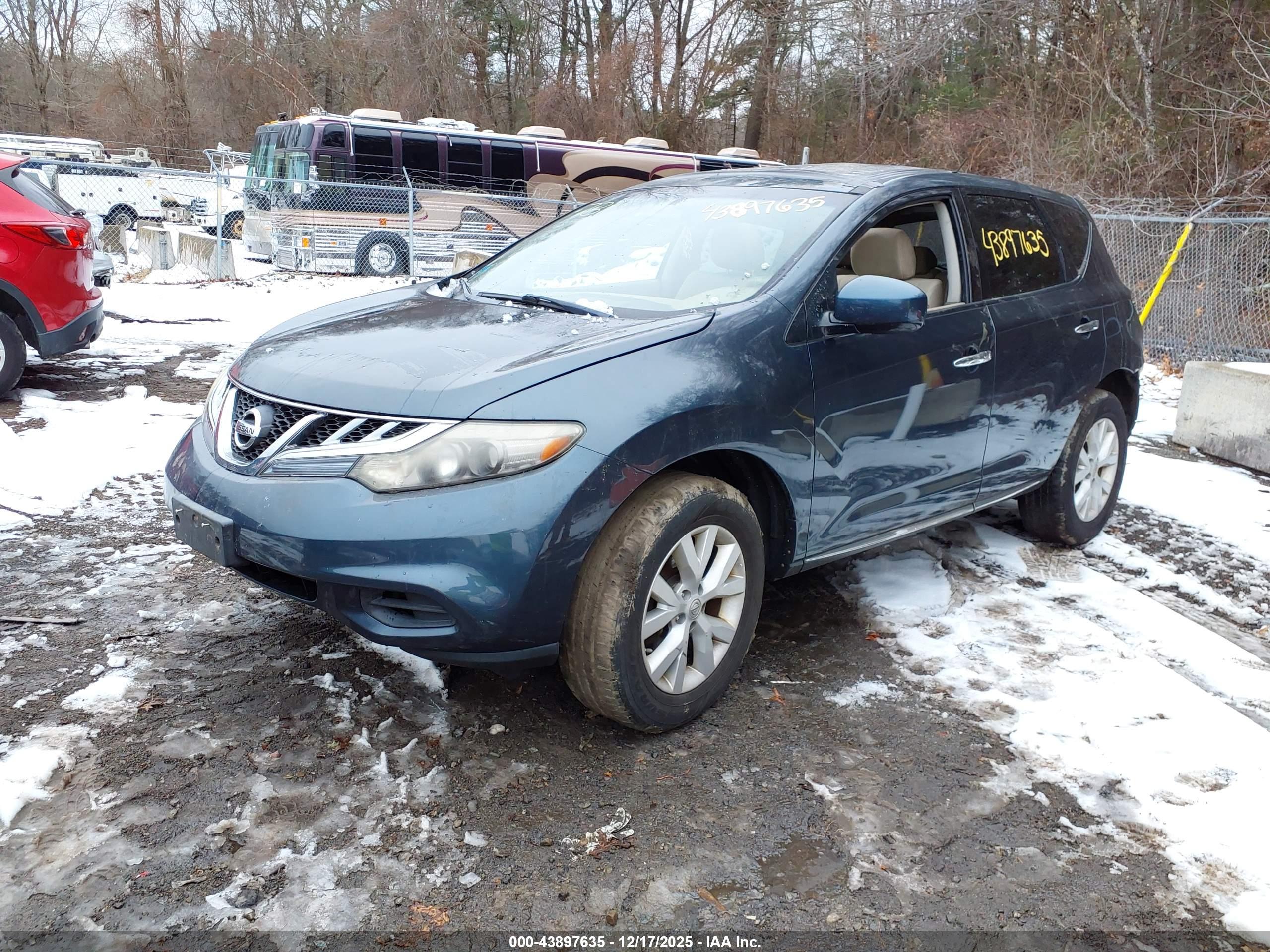 NISSAN MURANO image 2