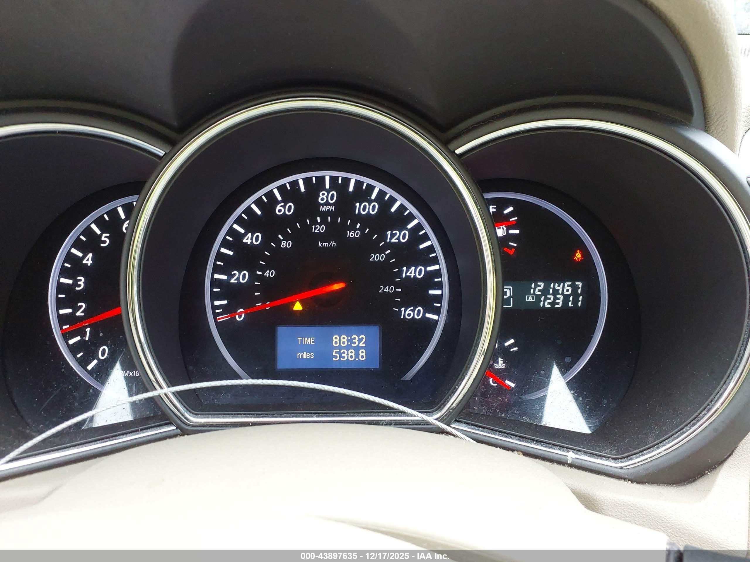 NISSAN MURANO image 7