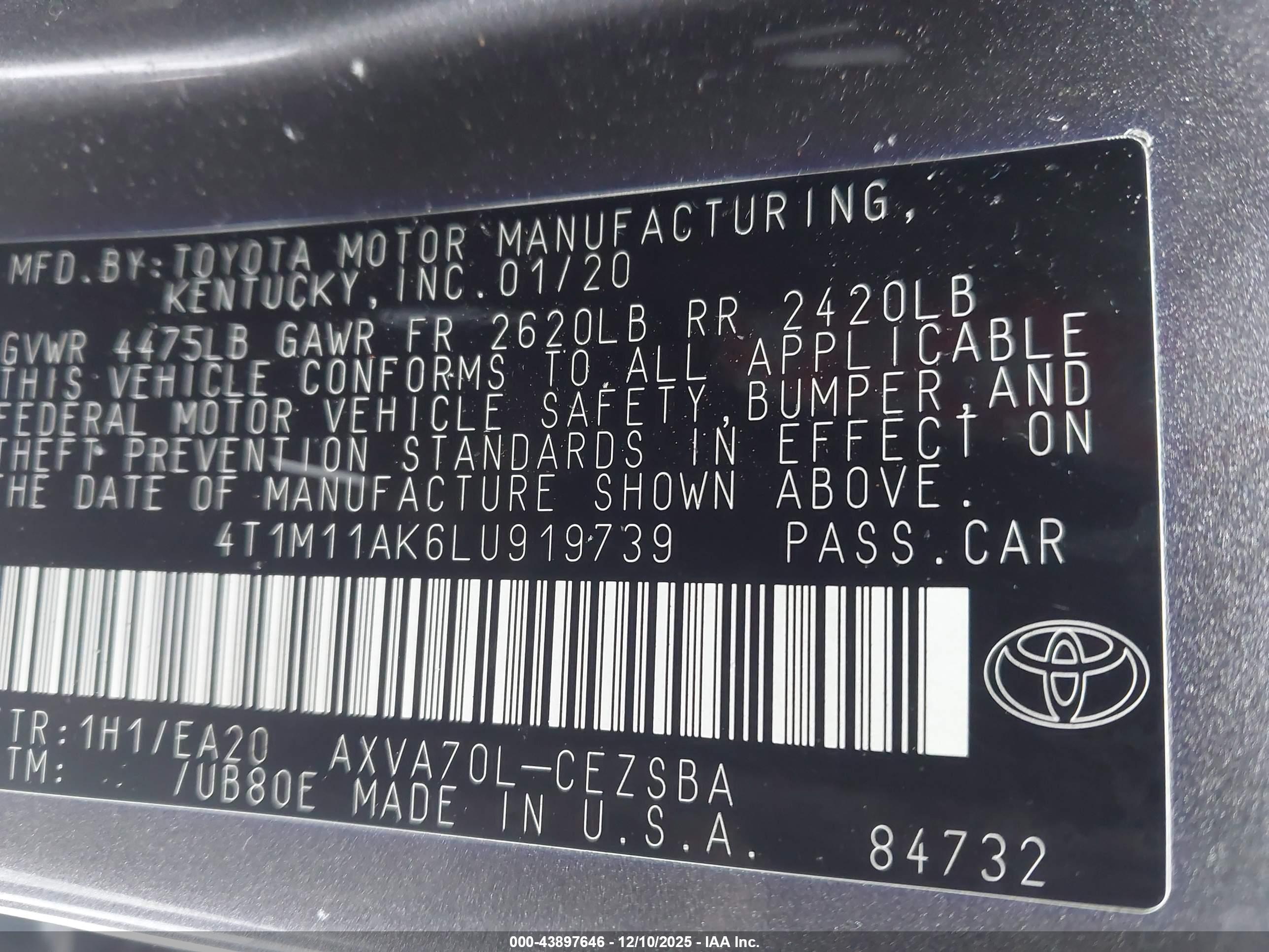 TOYOTA CAMRY image 9