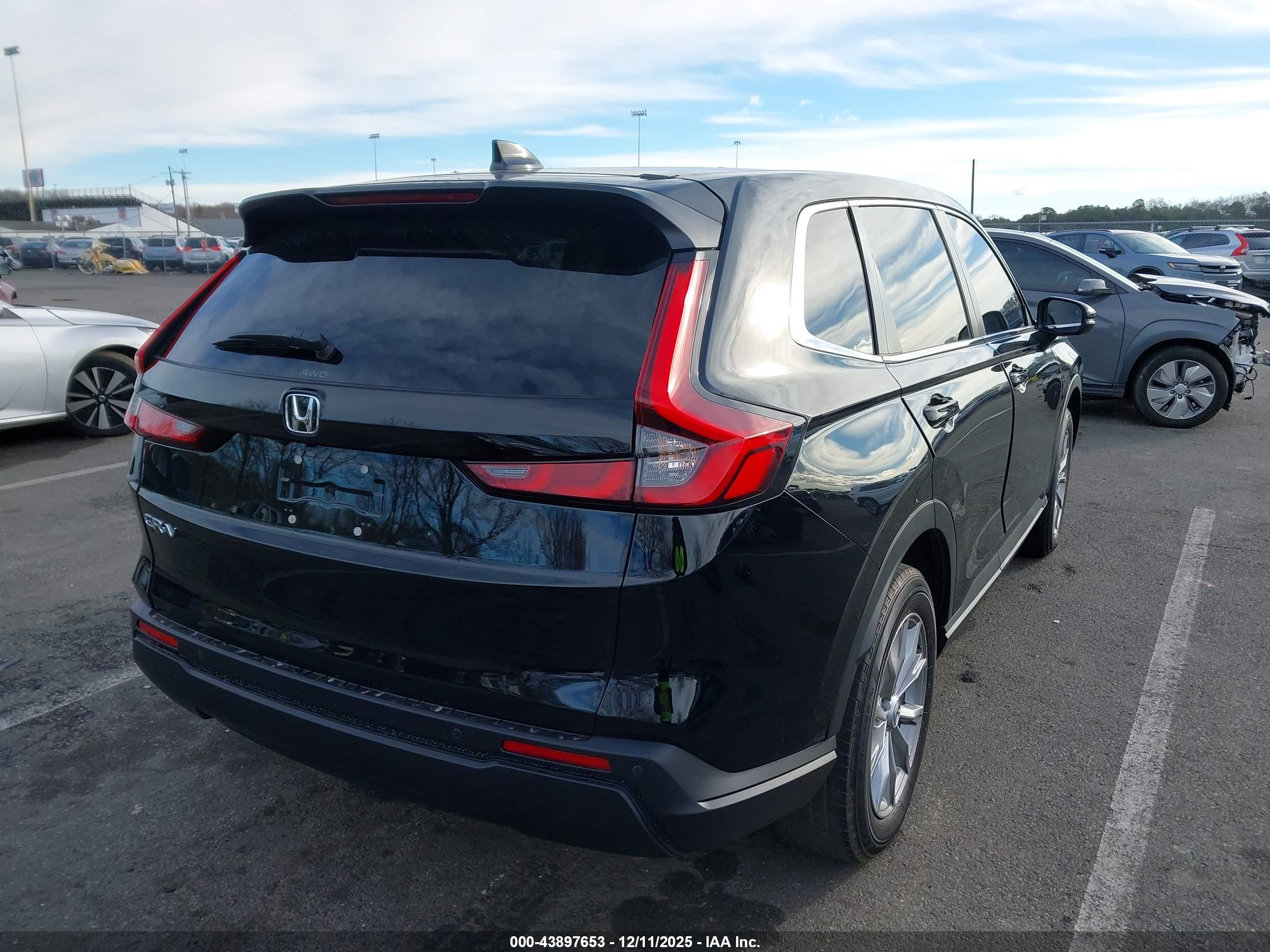 HONDA CR-V image 4
