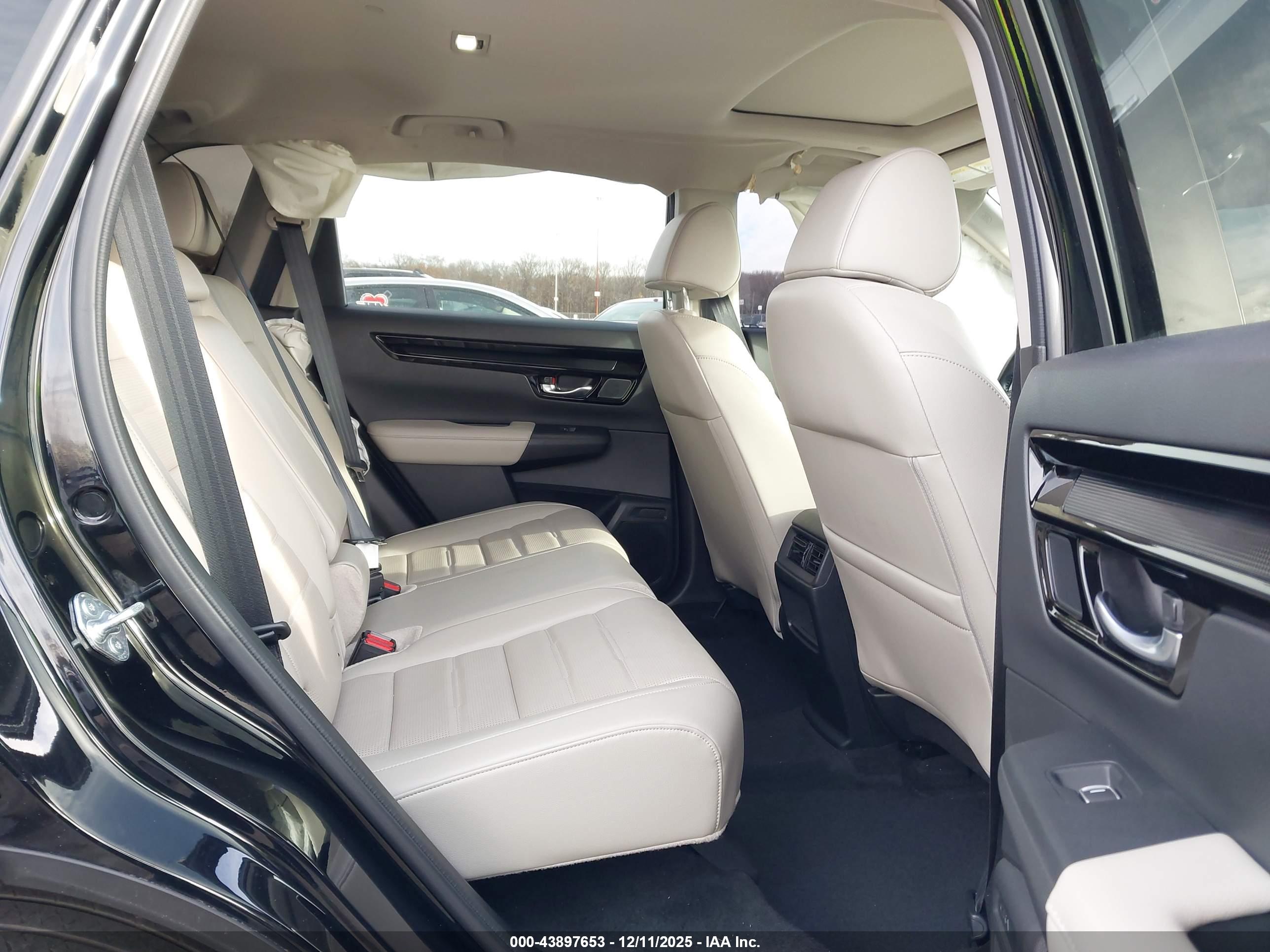 HONDA CR-V image 8