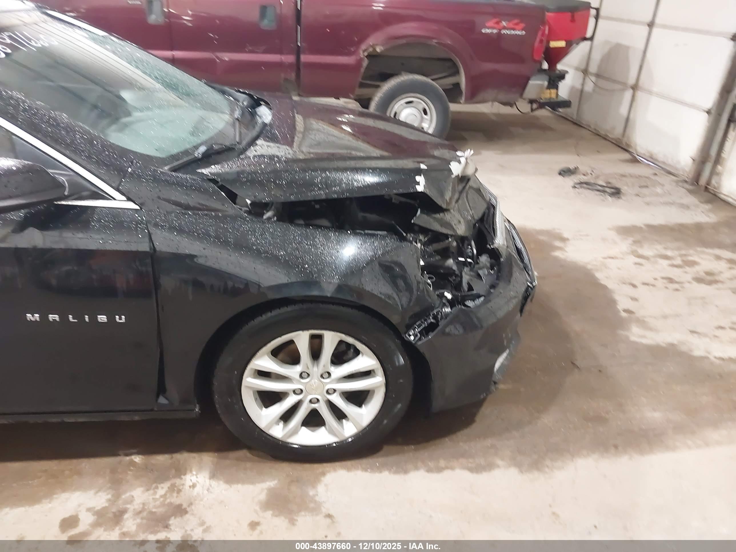CHEVROLET MALIBU image 6