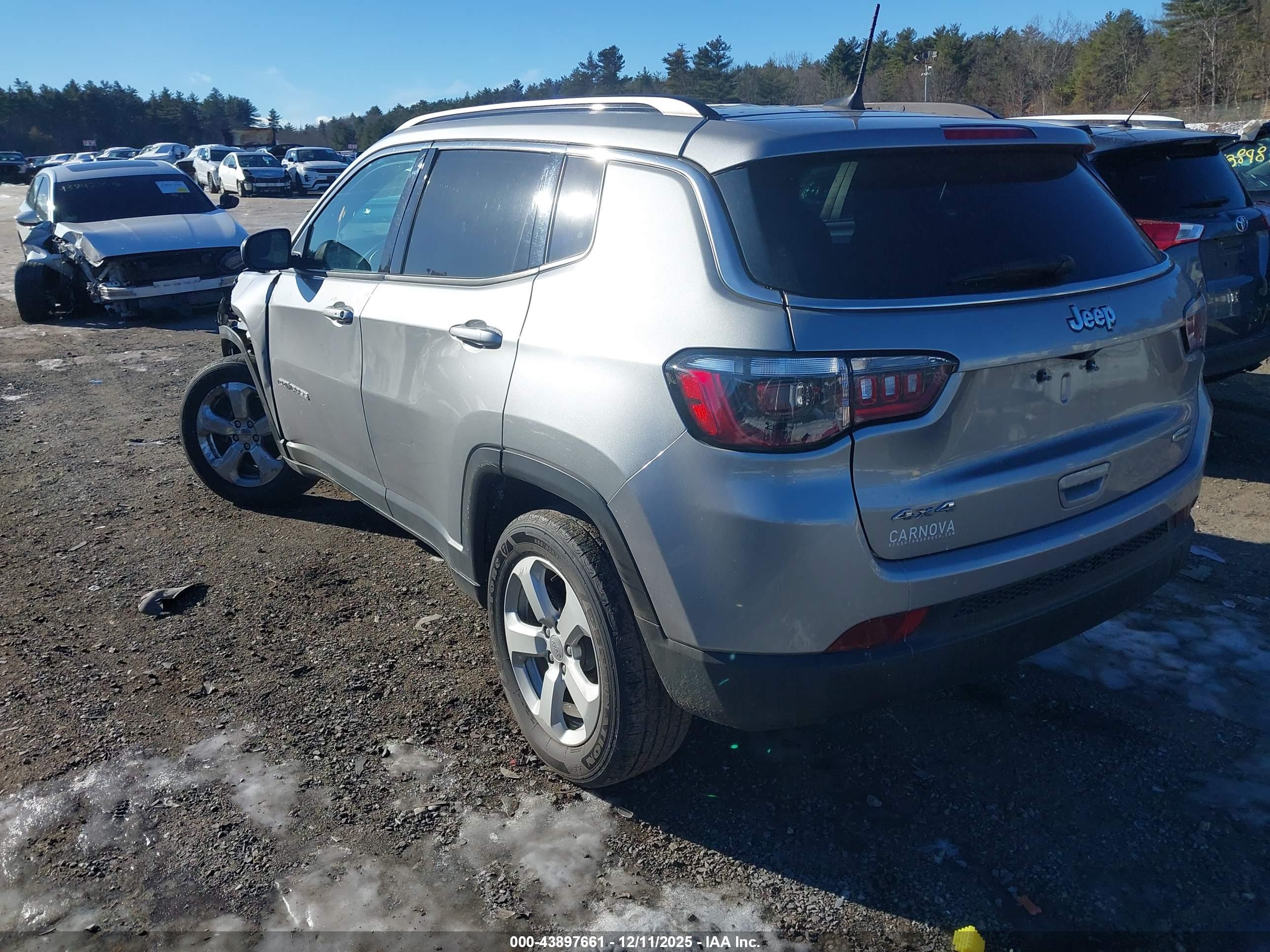 JEEP COMPASS image 3