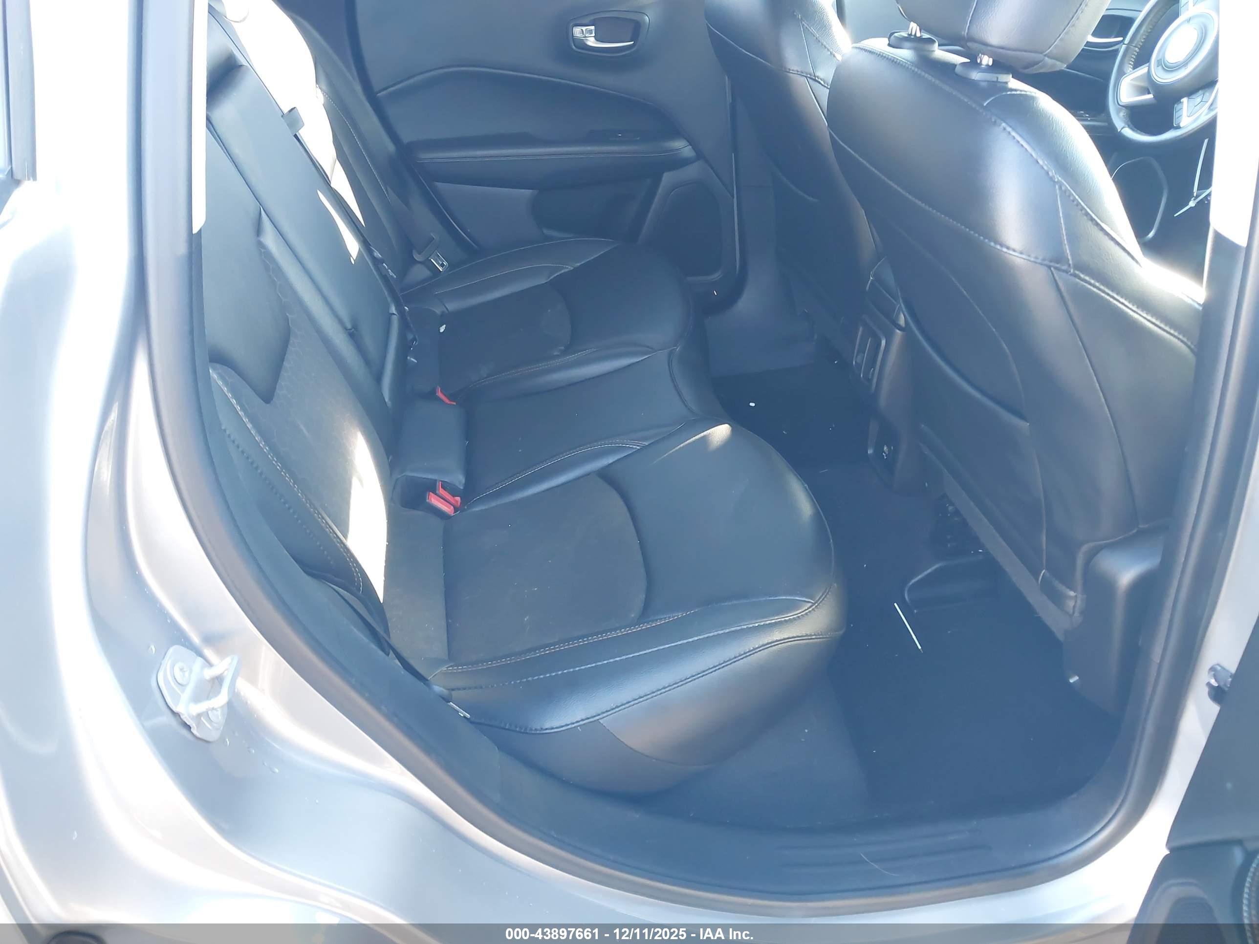JEEP COMPASS image 8