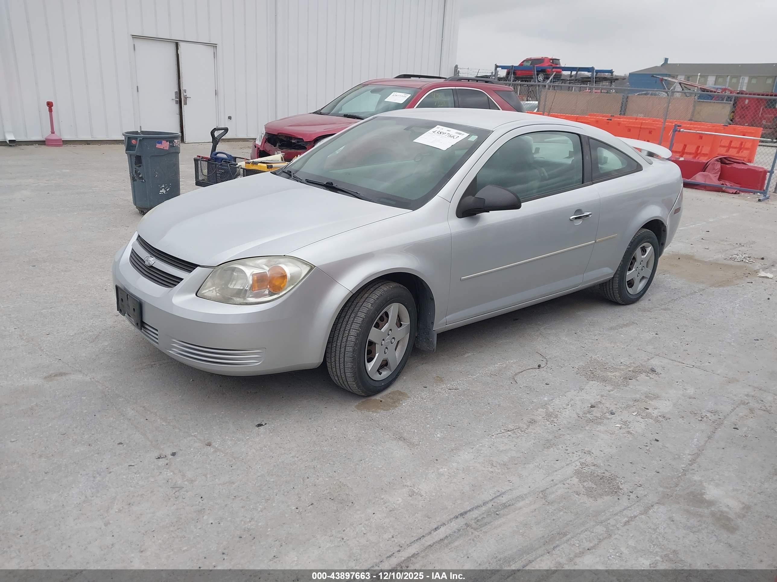 CHEVROLET COBALT image 2