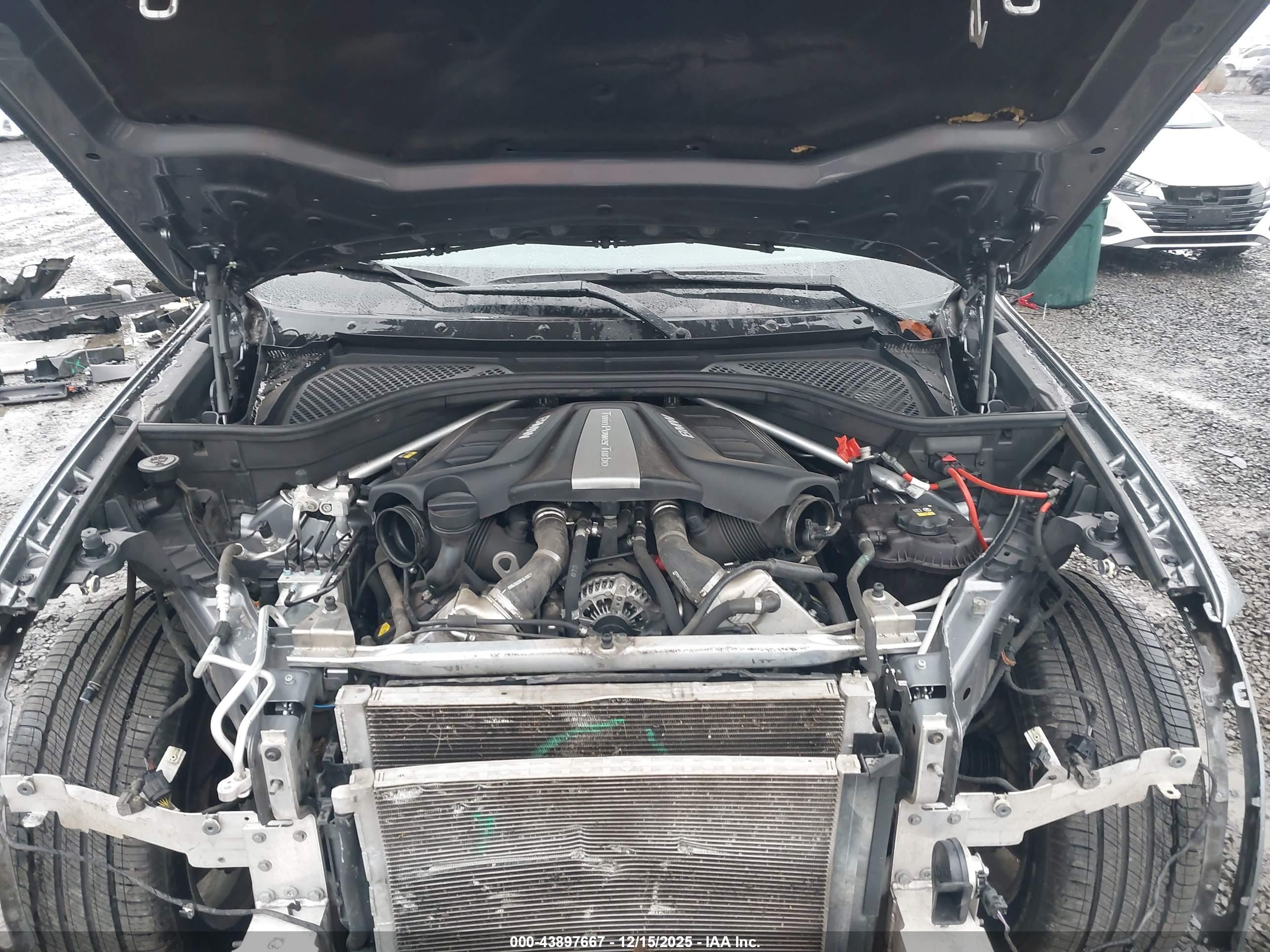 BMW X5 image 10