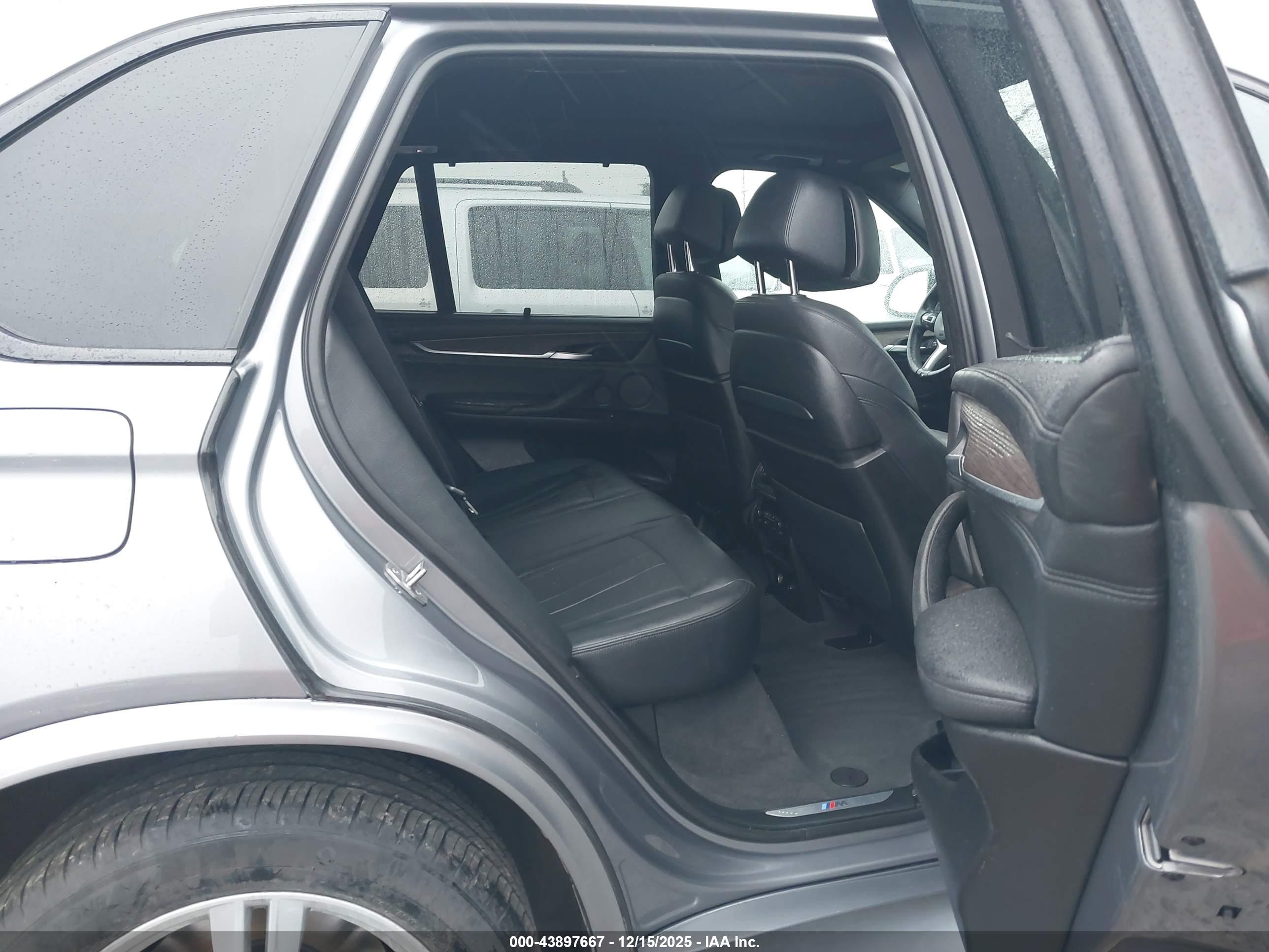BMW X5 image 8