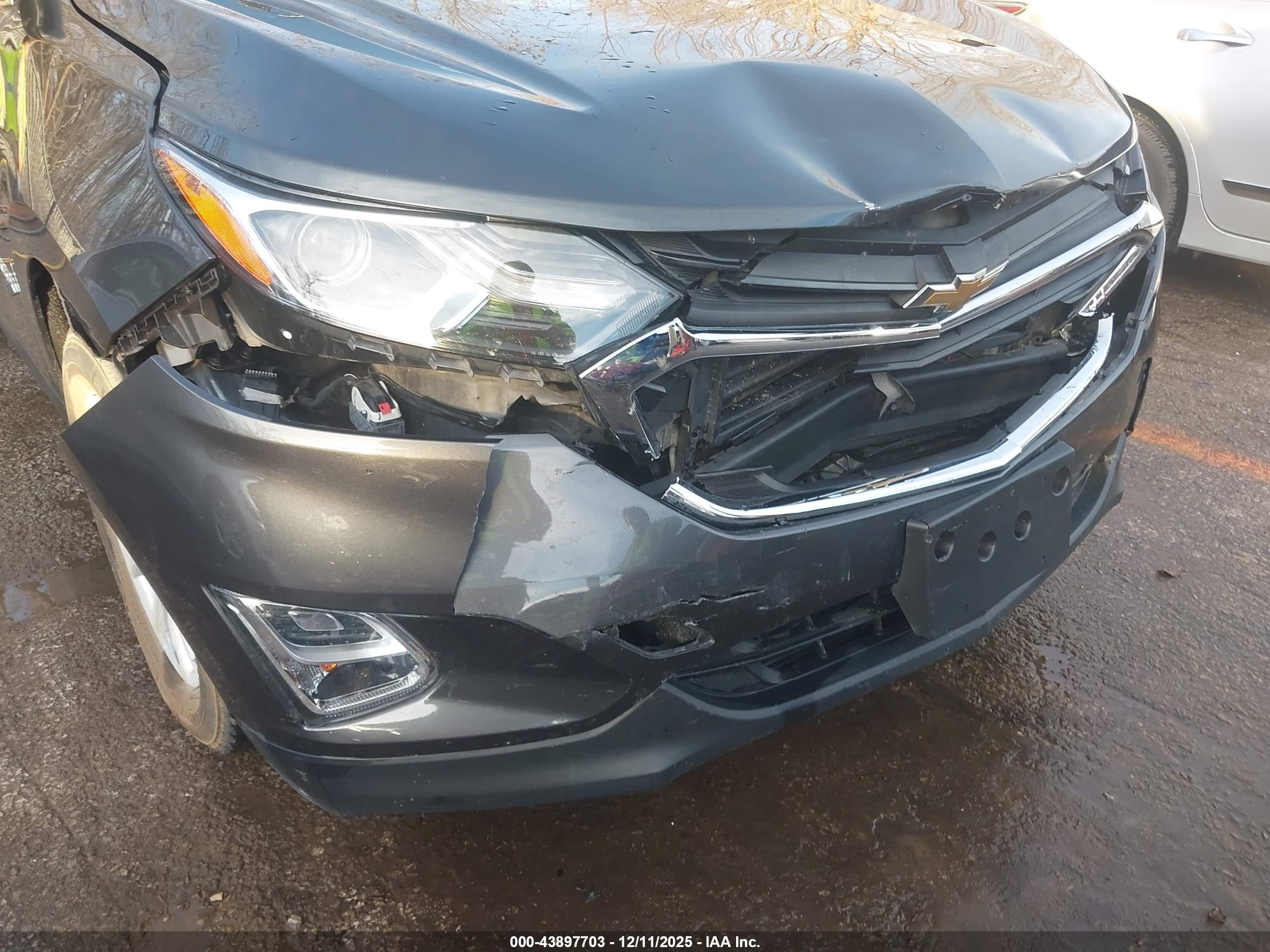 CHEVROLET EQUINOX image 6