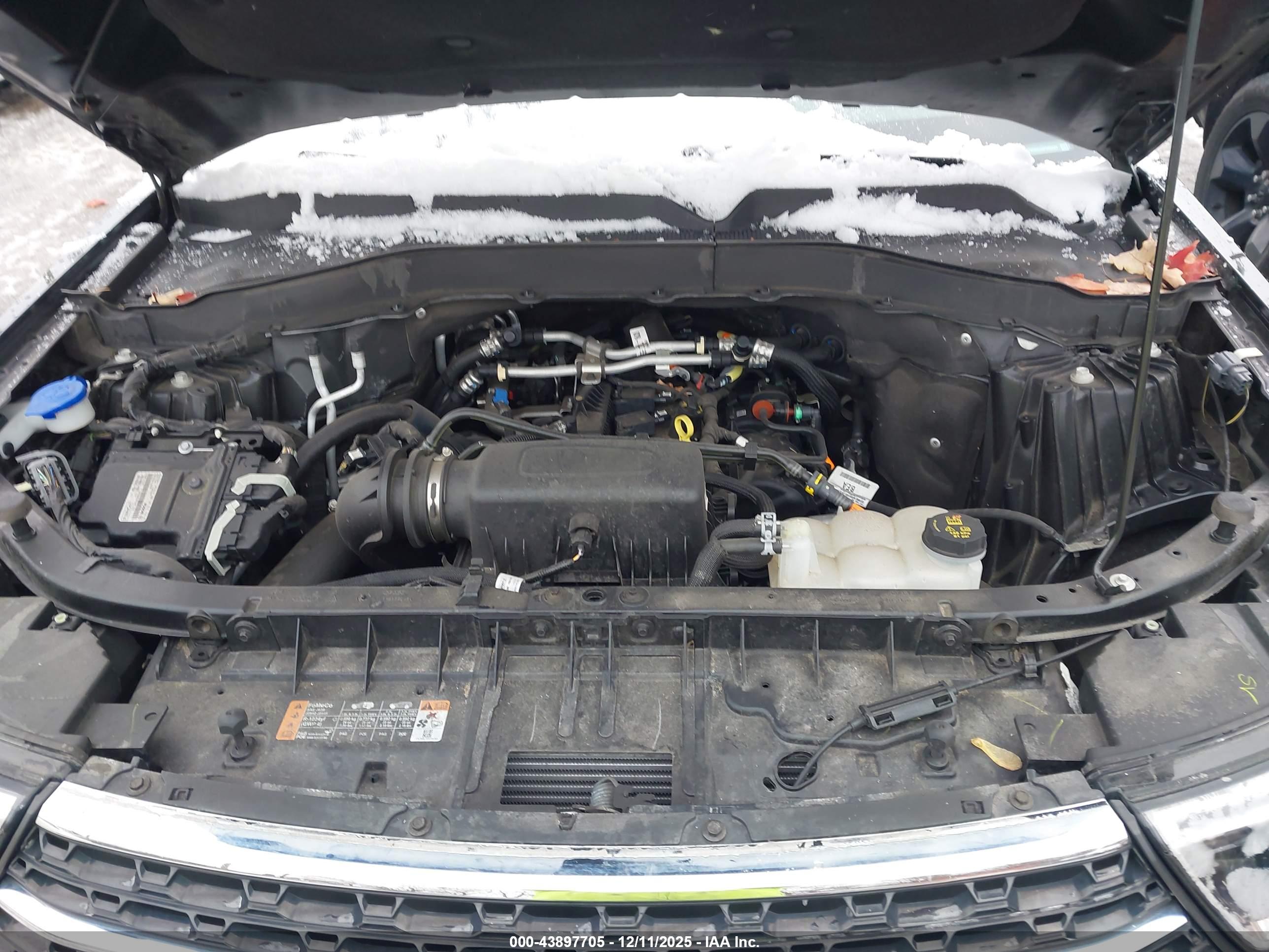 FORD EXPLORER image 10