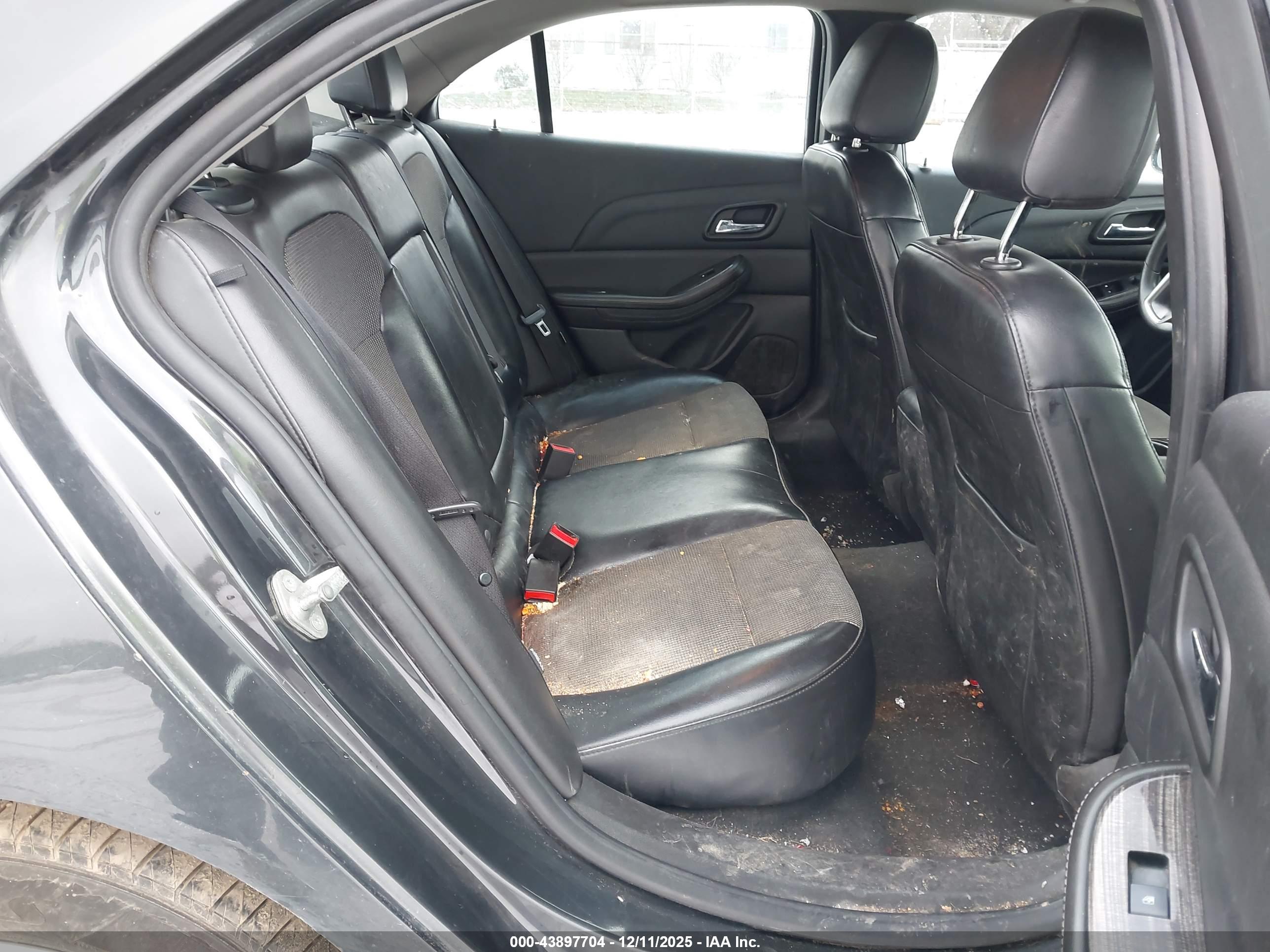 CHEVROLET MALIBU image 8