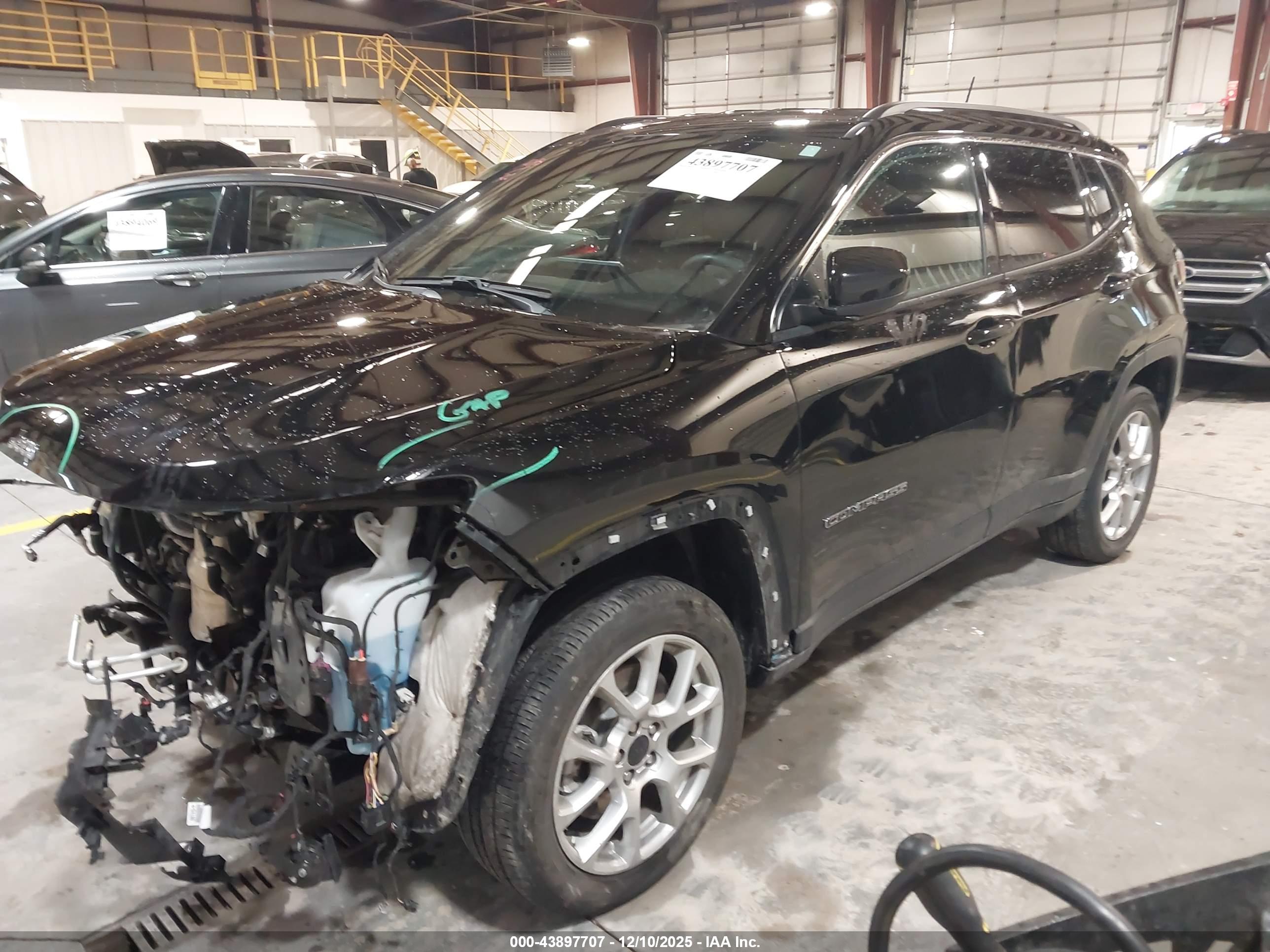 JEEP COMPASS image 2