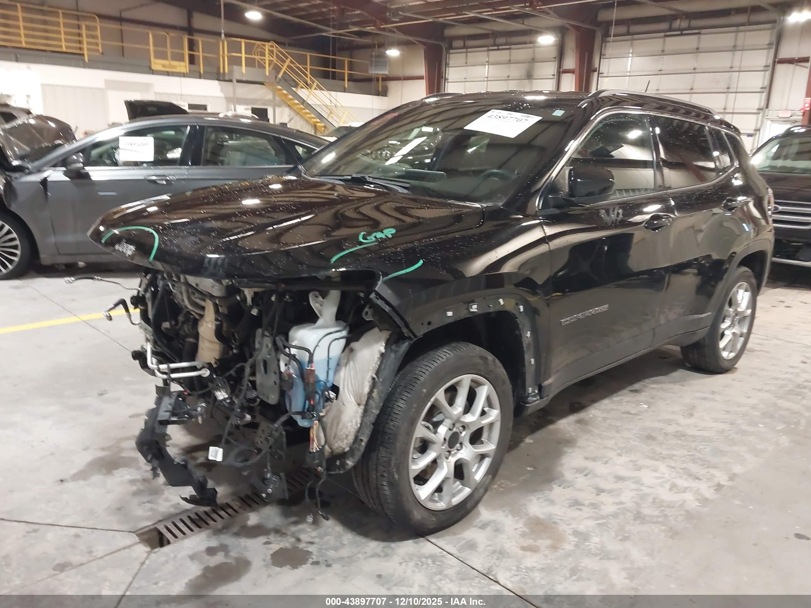 JEEP COMPASS image 6
