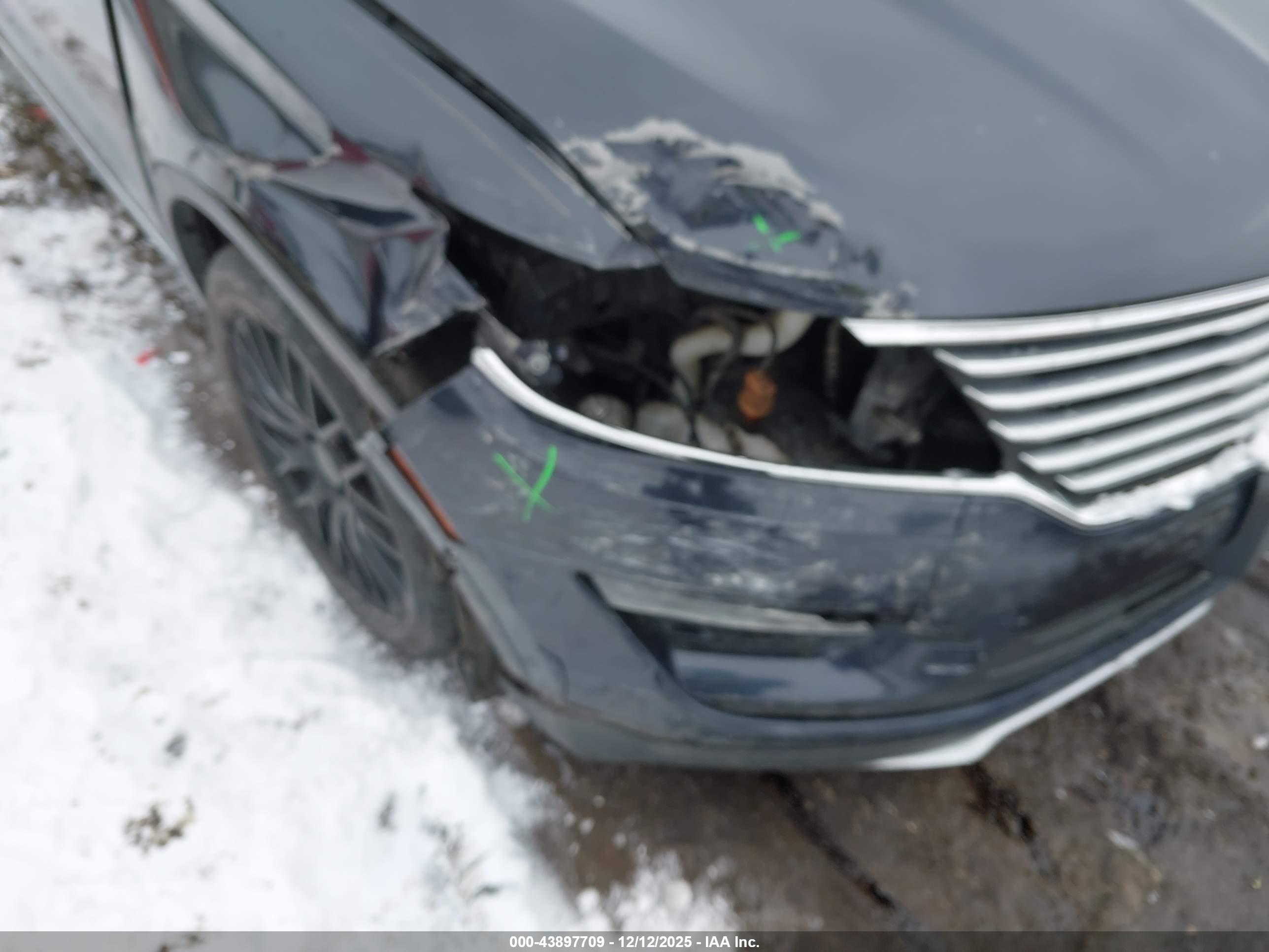 LINCOLN MKC image 6