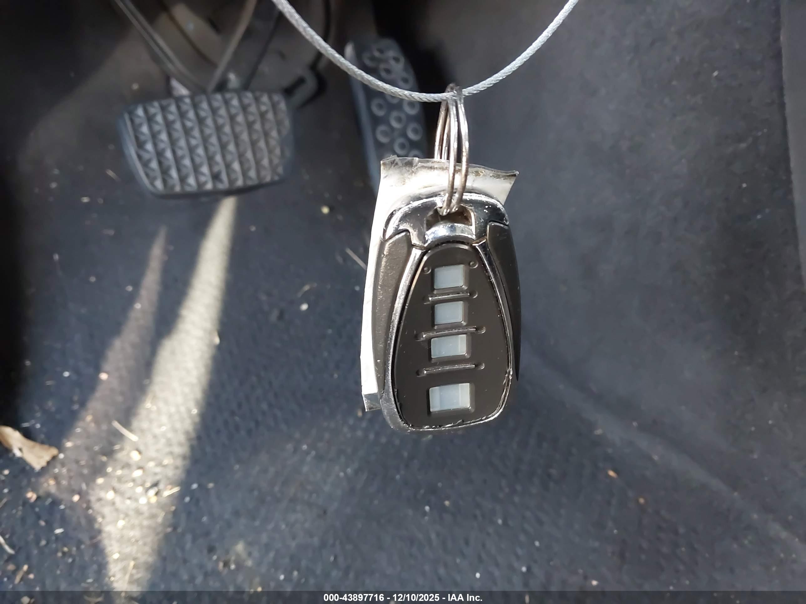 CHEVROLET MALIBU image 11