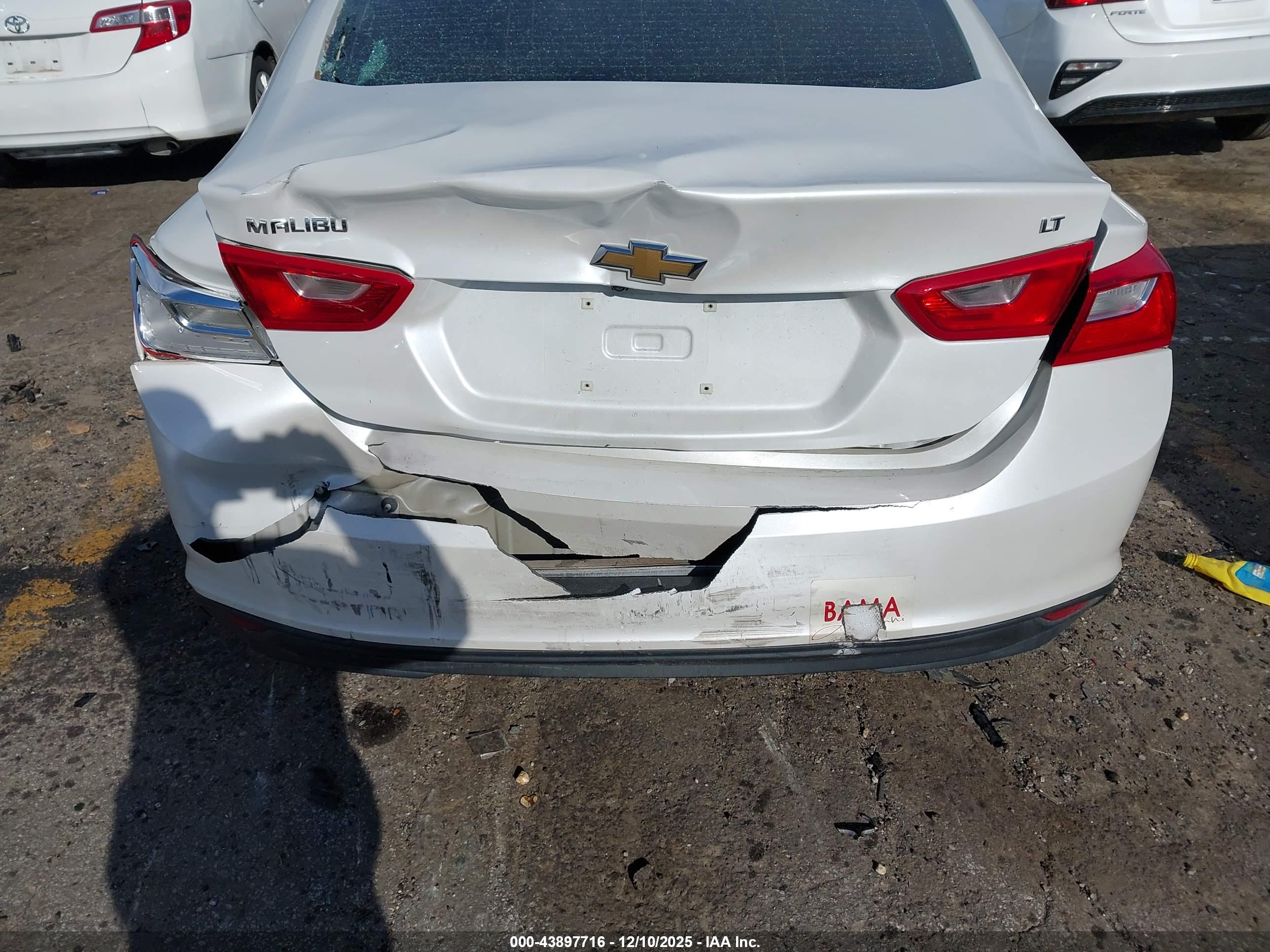 CHEVROLET MALIBU image 6
