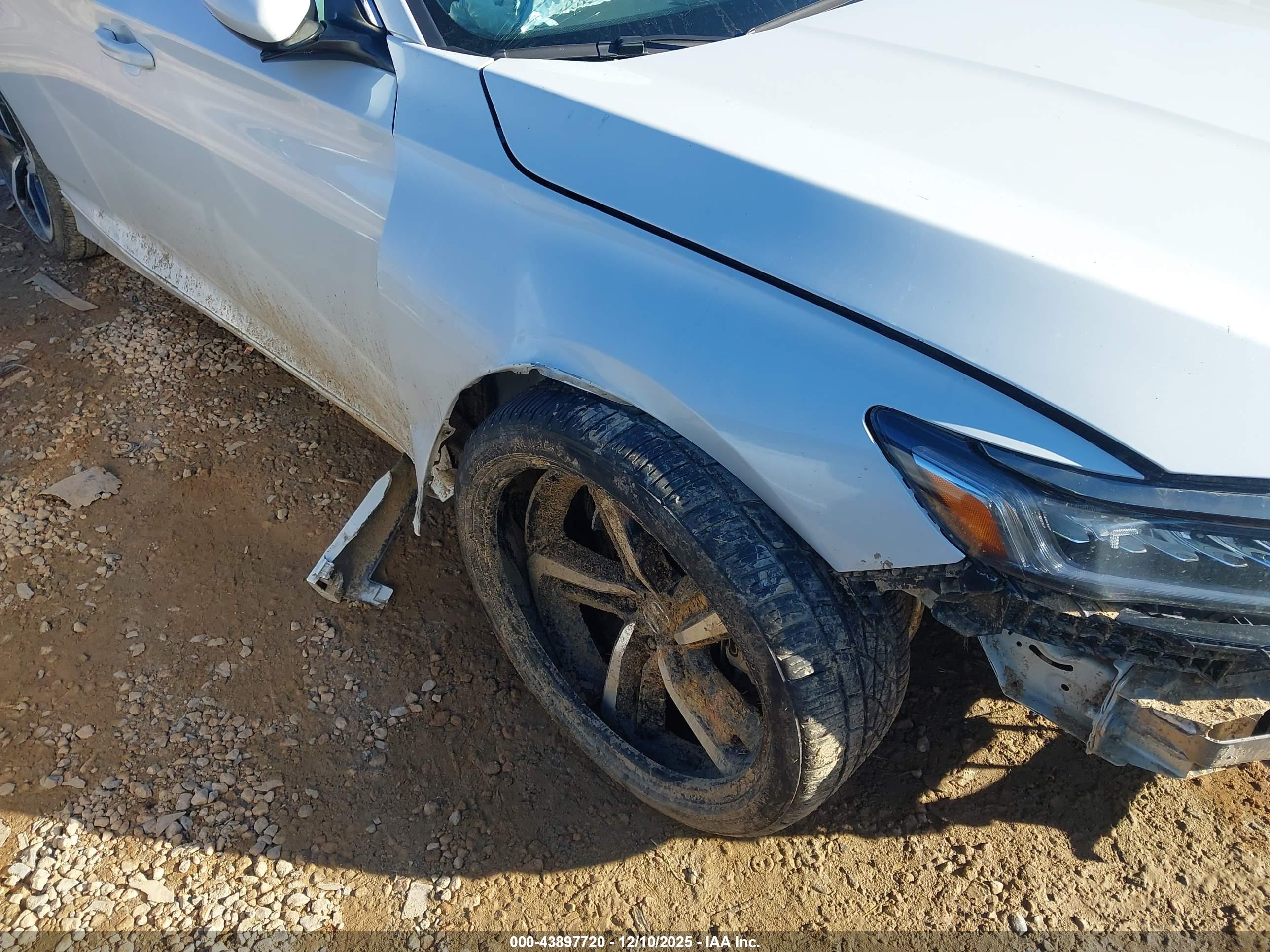 HONDA ACCORD image 6