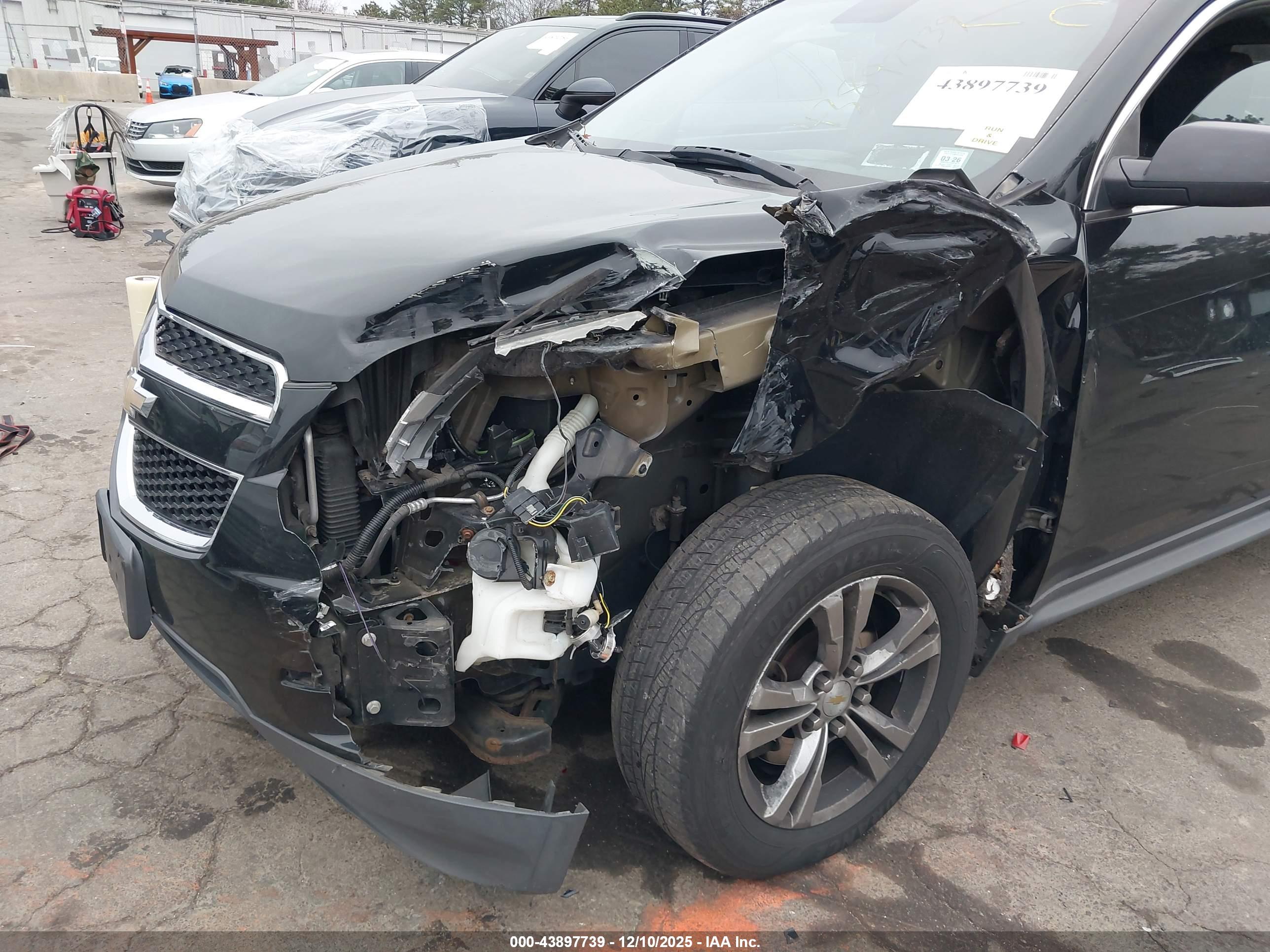 CHEVROLET EQUINOX image 6