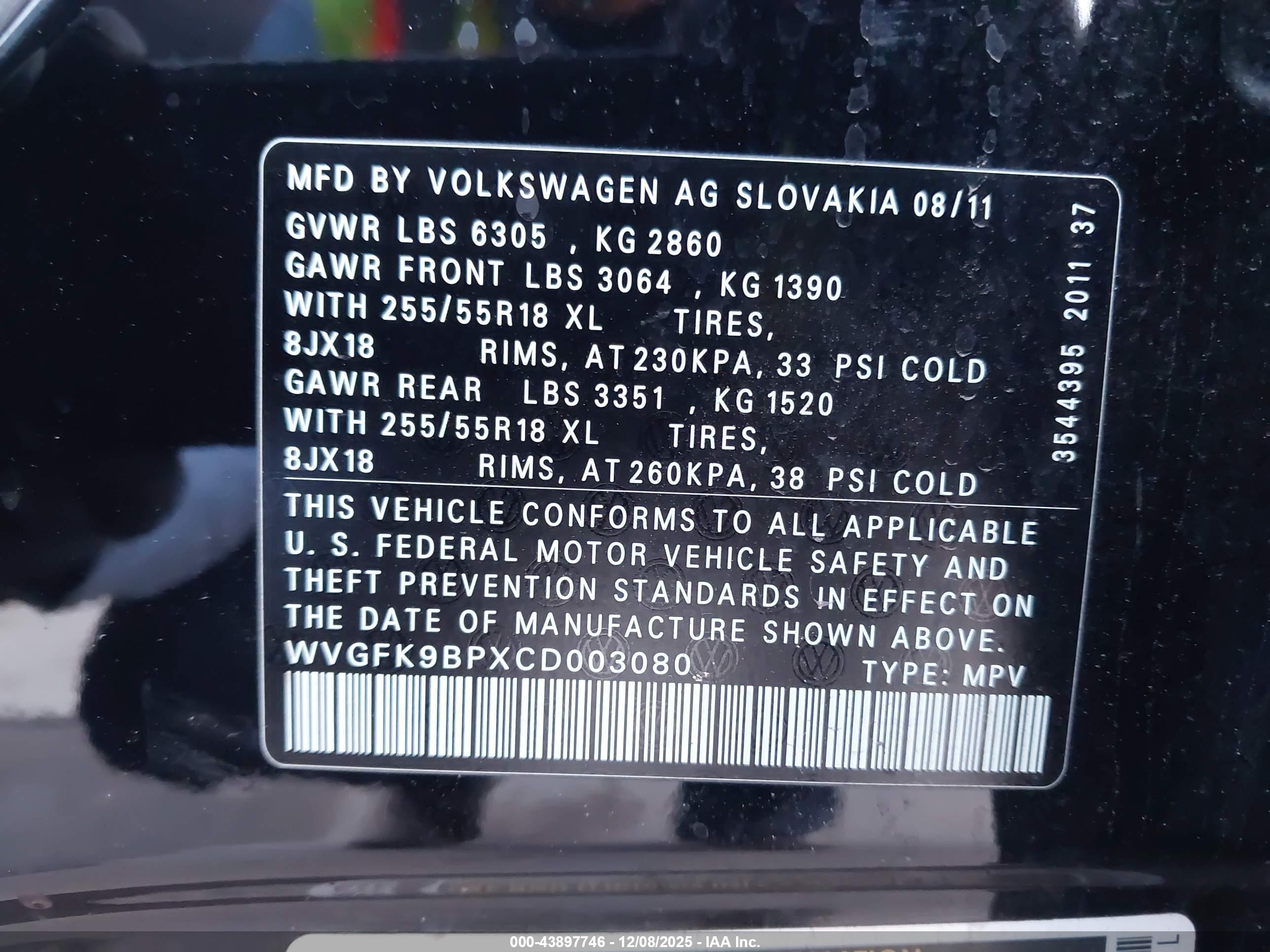 VOLKSWAGEN TOUAREG image 9