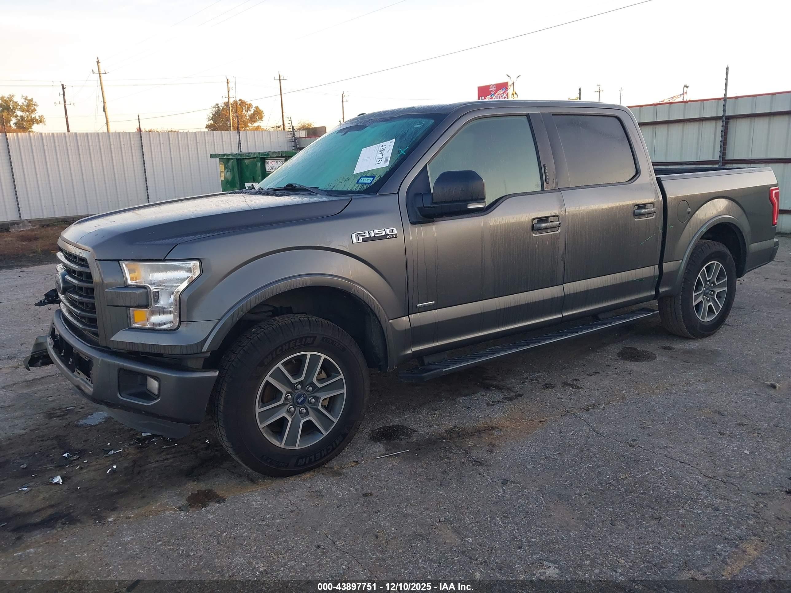 FORD F-150 image 2