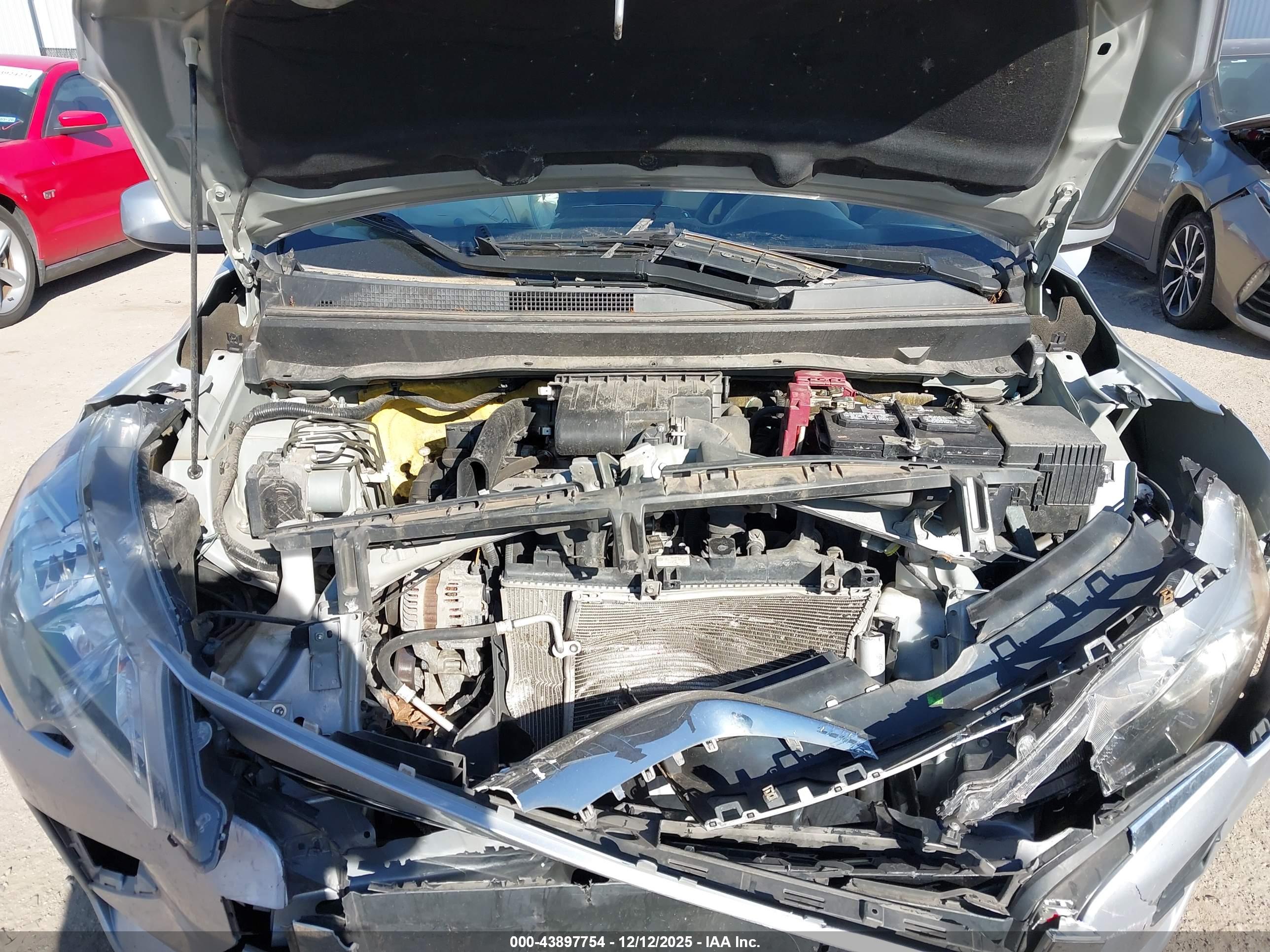 MITSUBISHI MIRAGE image 10
