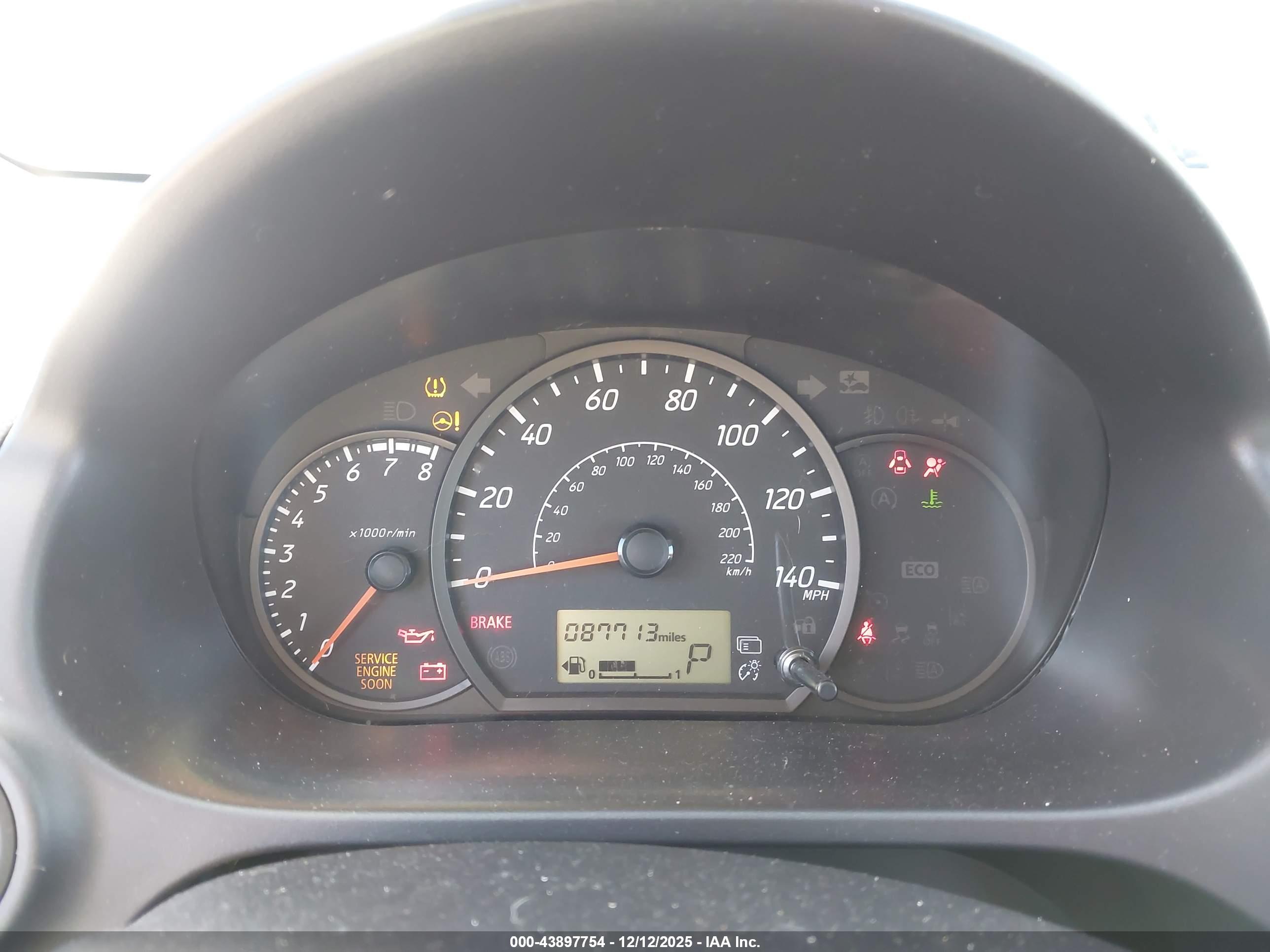 MITSUBISHI MIRAGE image 7