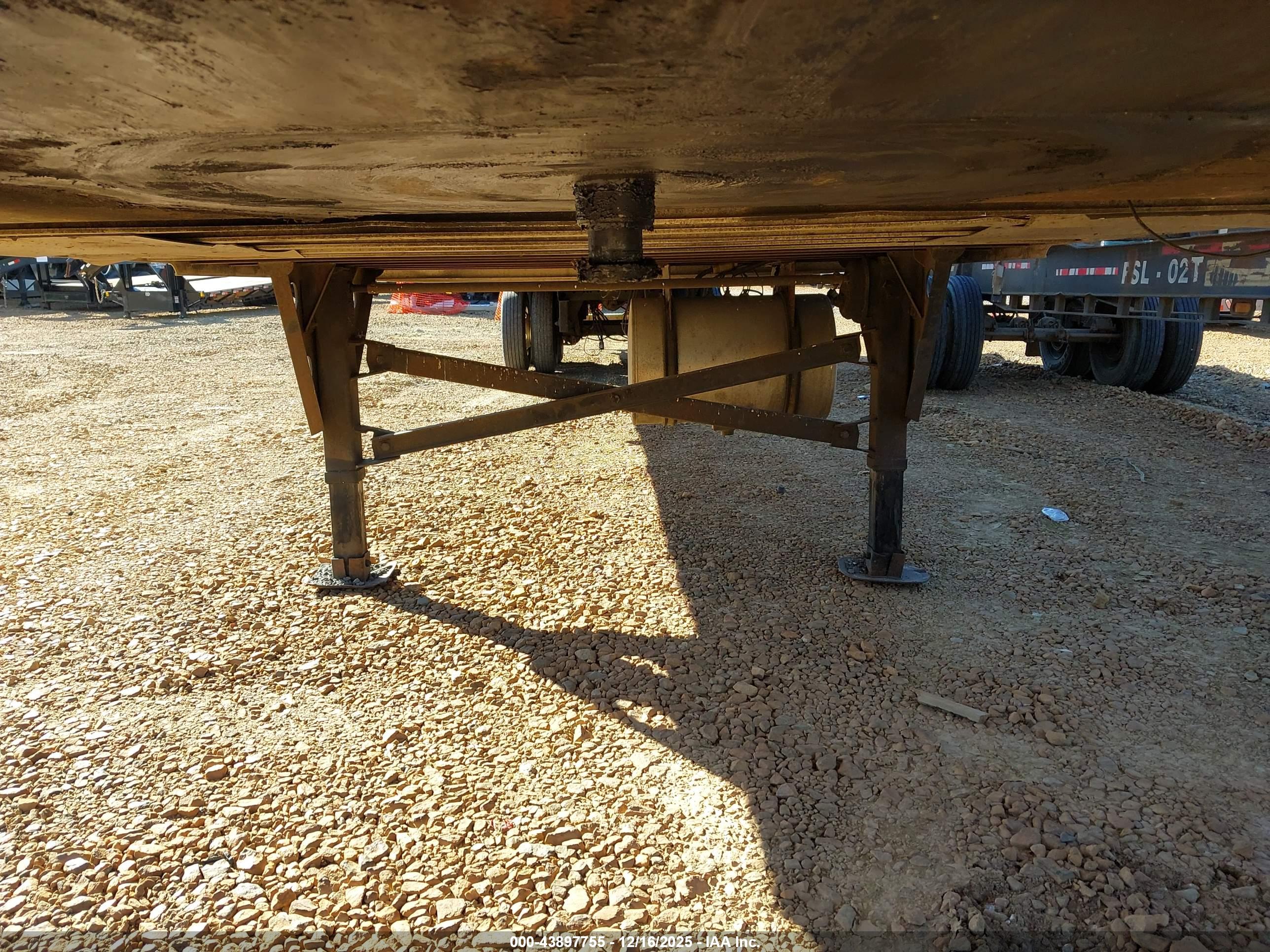 UTILITY TRAILER image 10