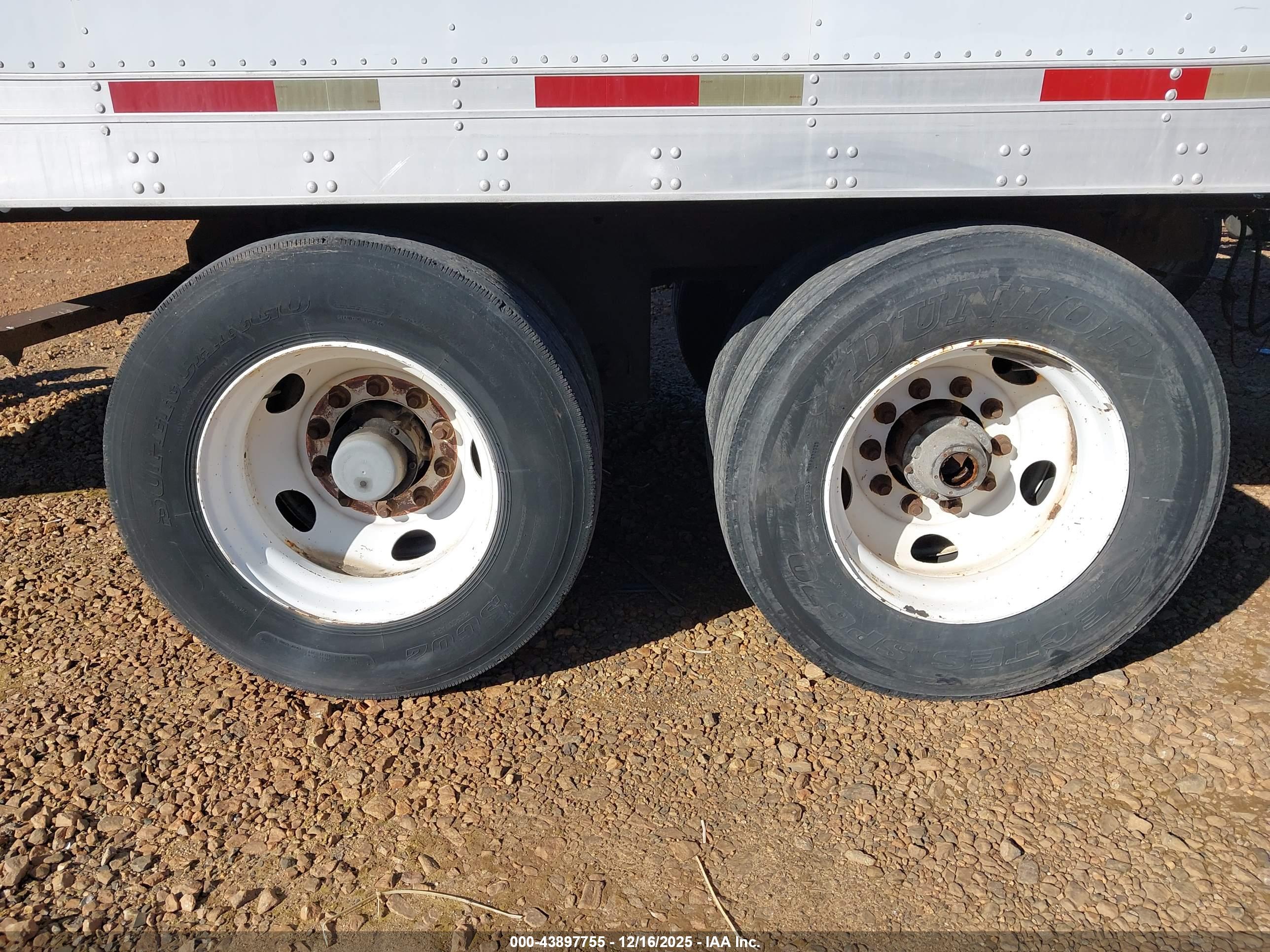 UTILITY TRAILER image 7