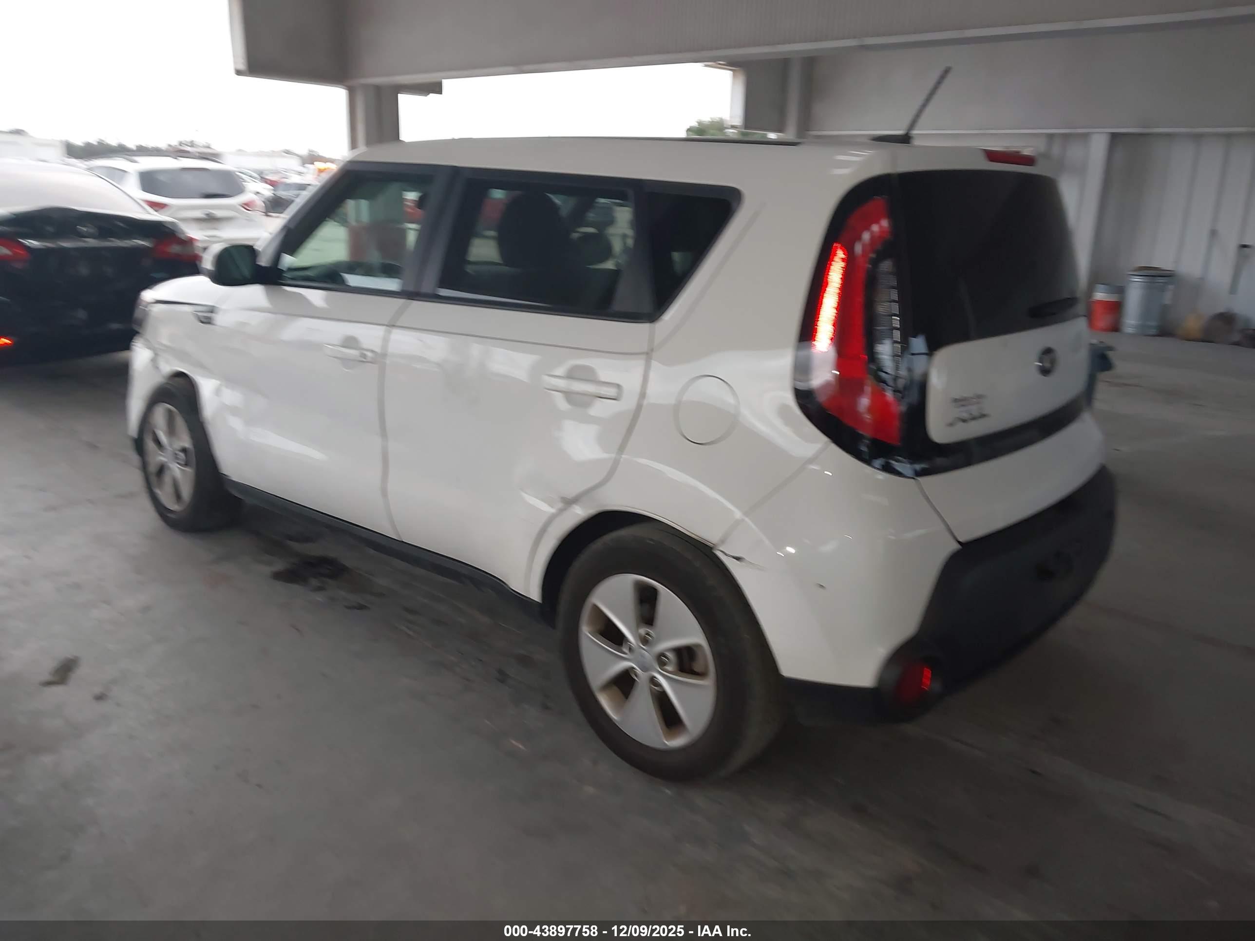 KIA SOUL image 3