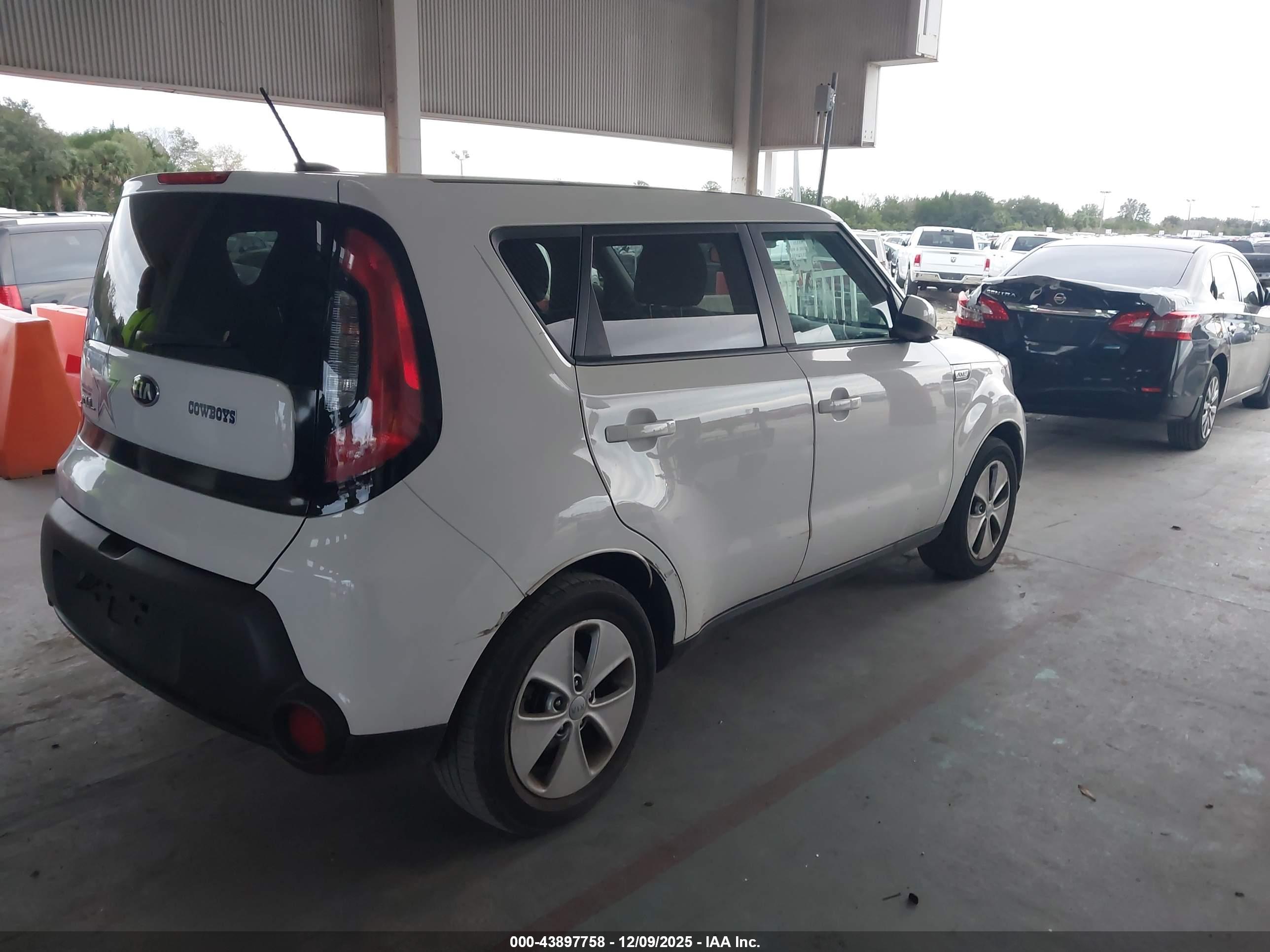 KIA SOUL image 4