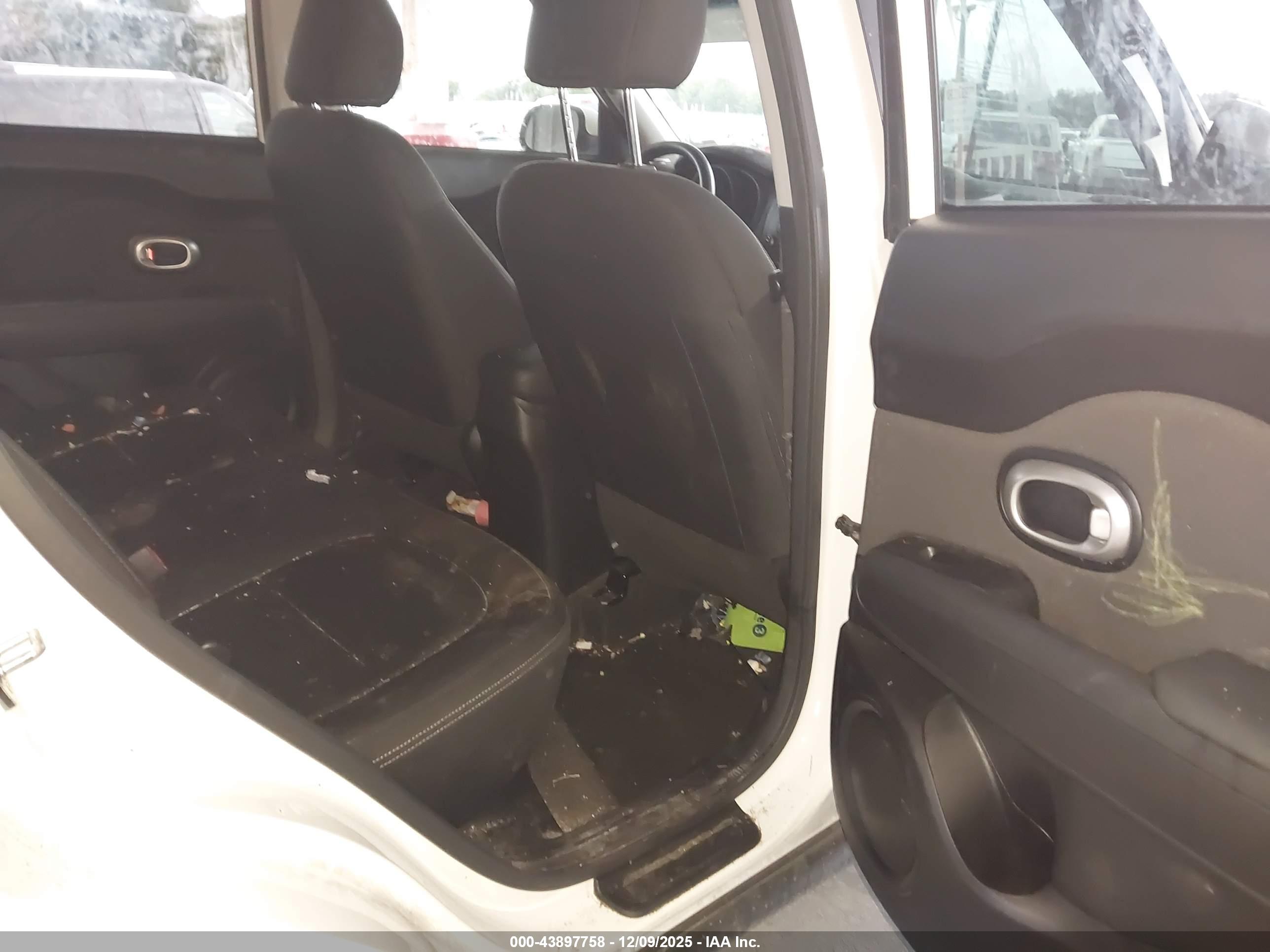 KIA SOUL image 8
