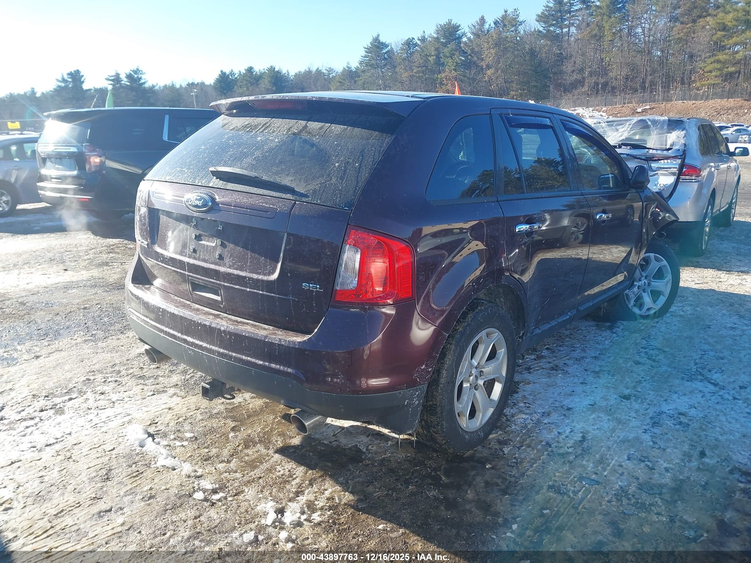 FORD EDGE image 4