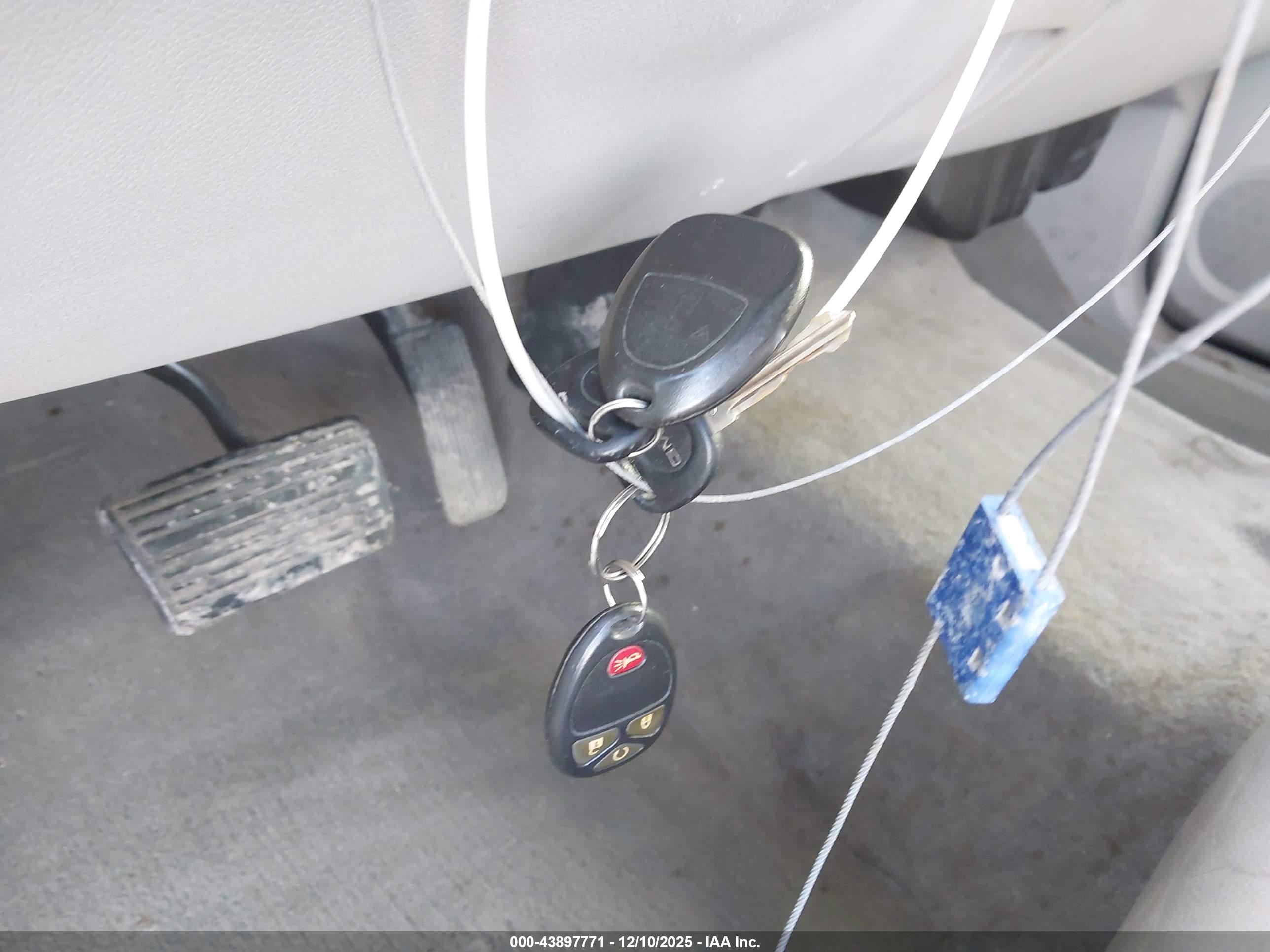 GMC SIERRA image 11