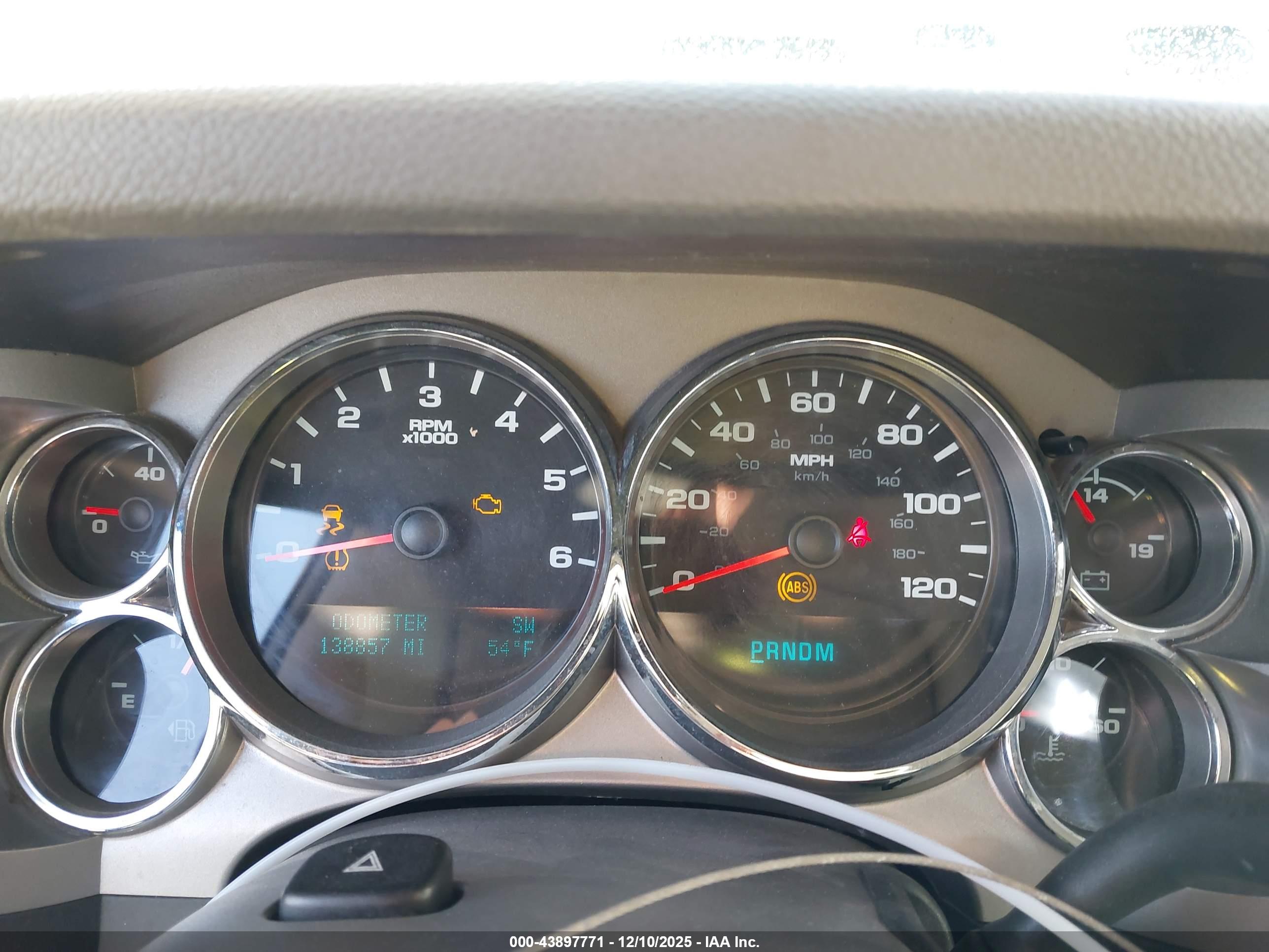 GMC SIERRA image 7
