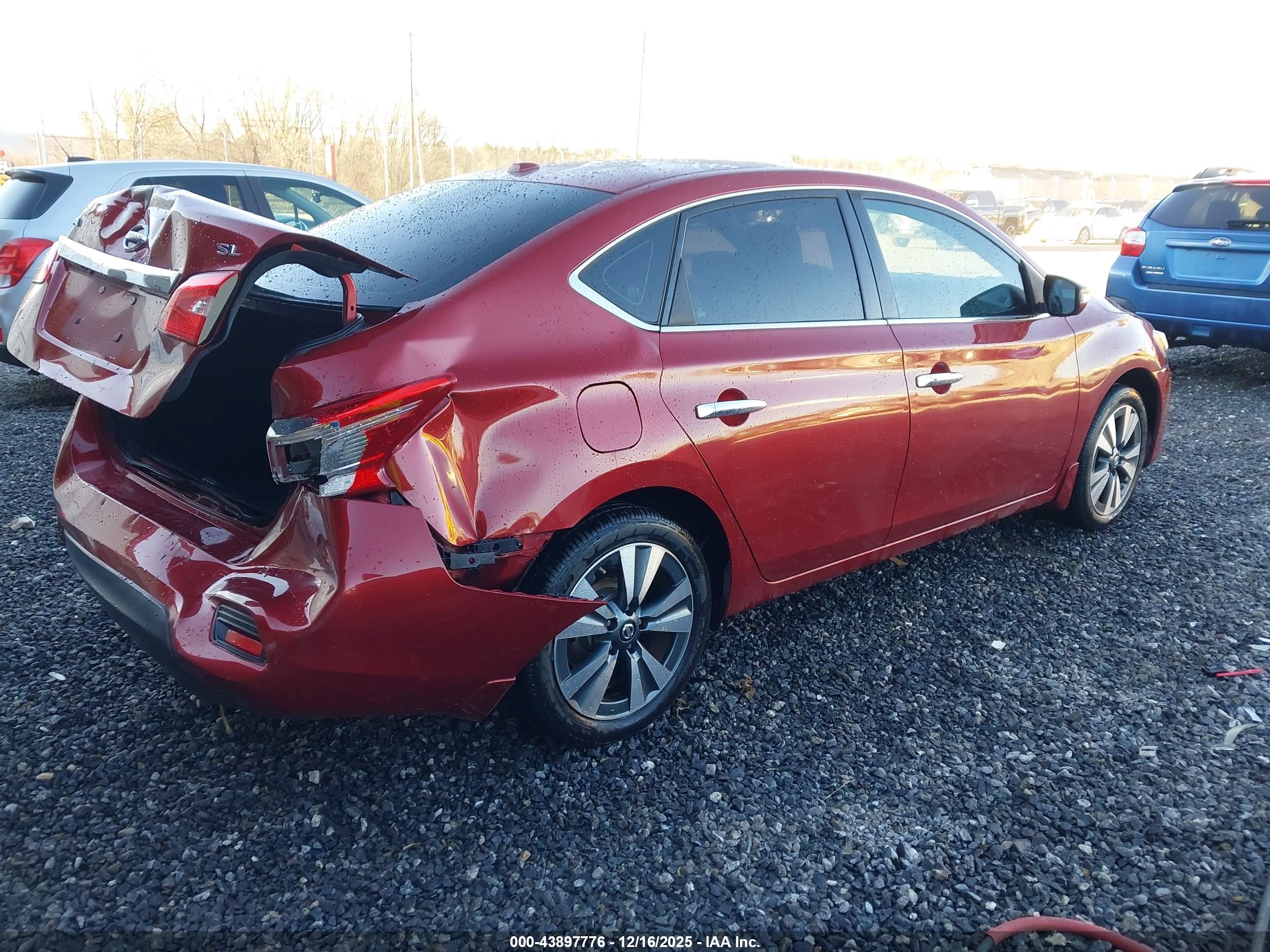 NISSAN SENTRA image 4