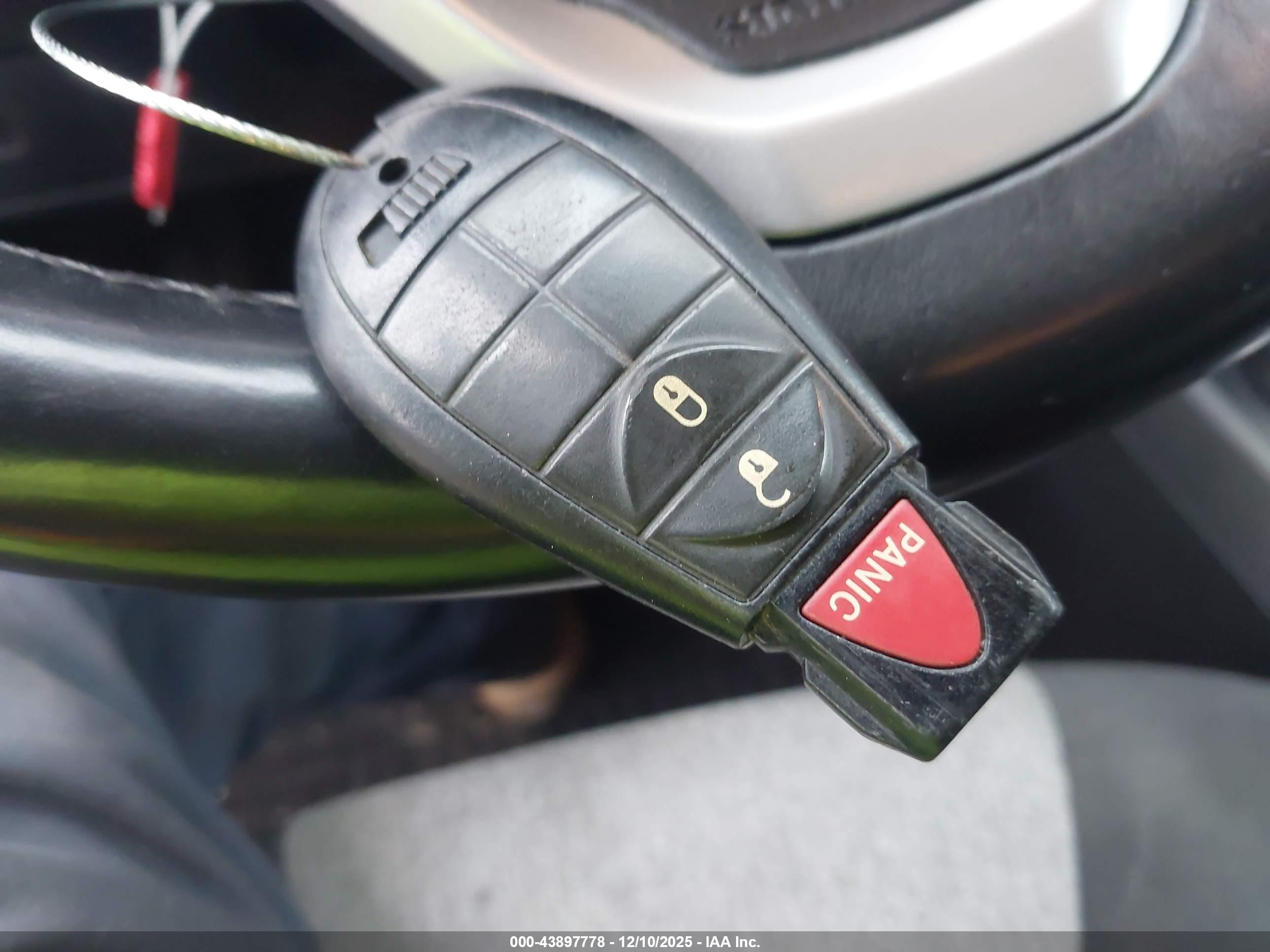 JEEP CHEROKEE image 11