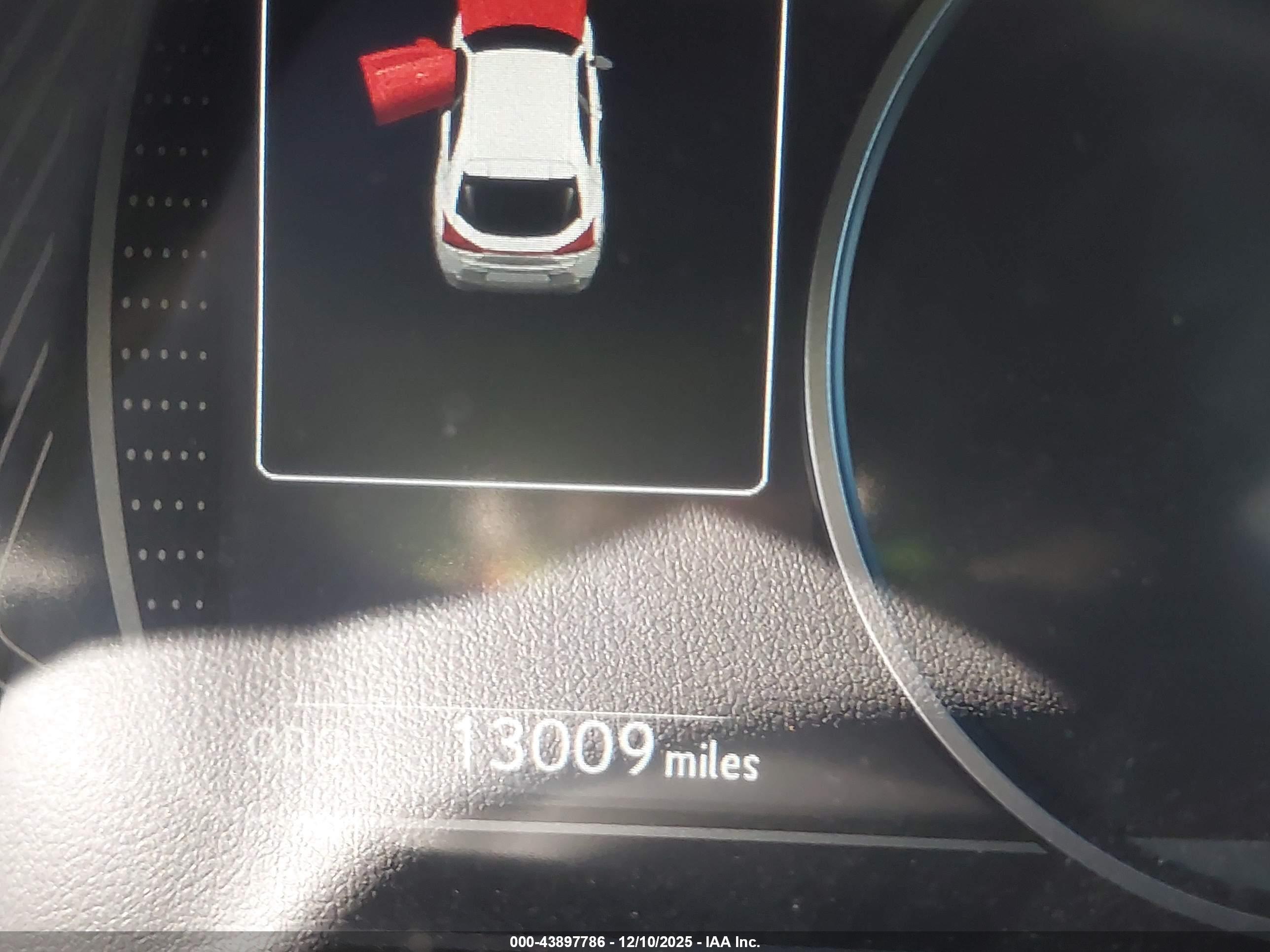 LEXUS UX image 7
