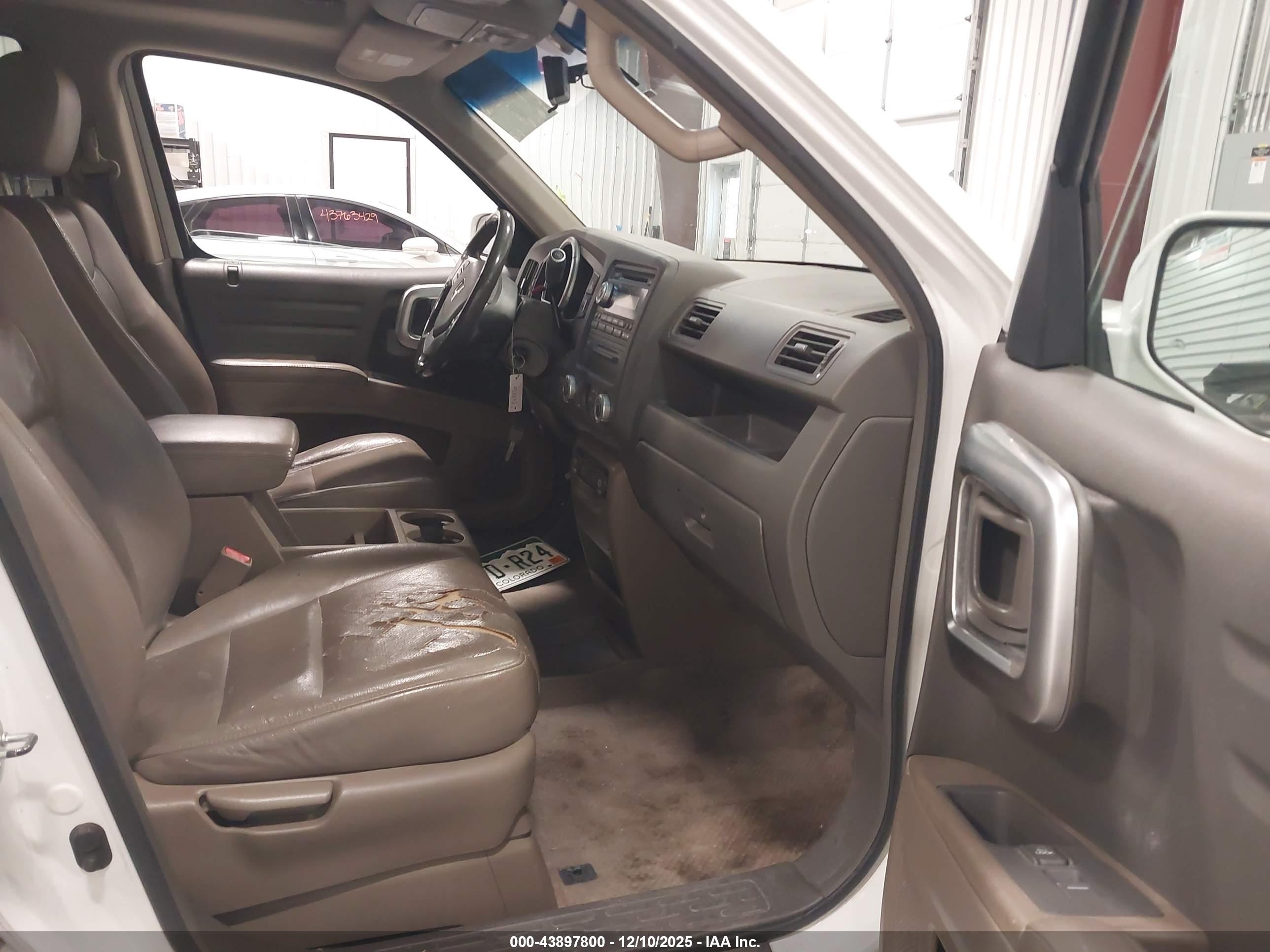 HONDA RIDGELINE image 5