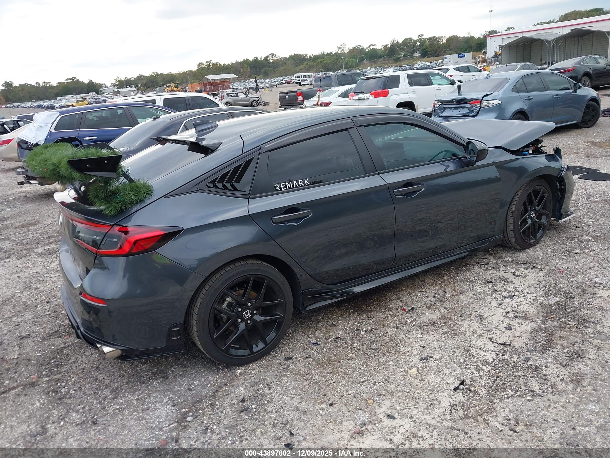HONDA CIVIC image 4