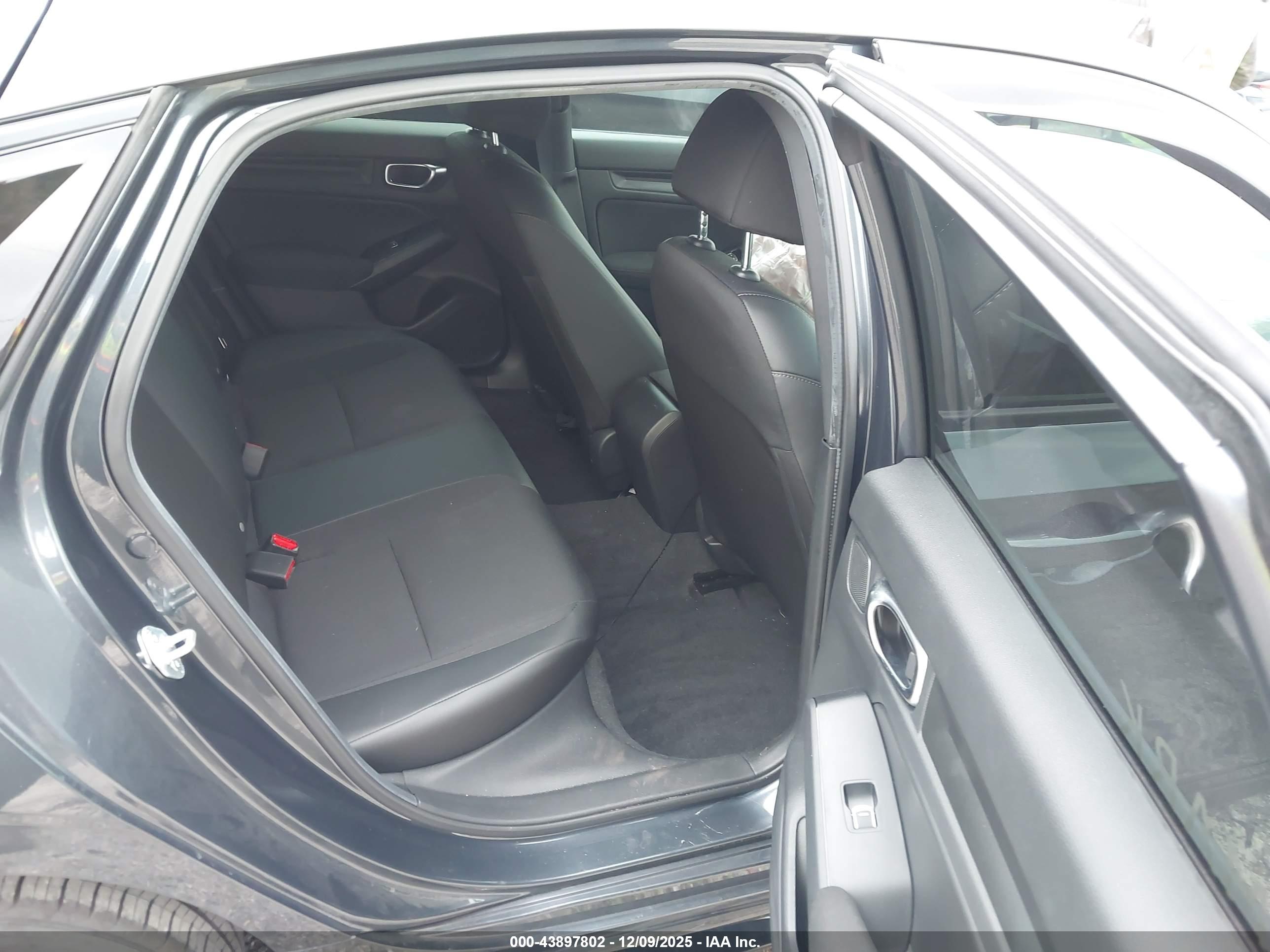 HONDA CIVIC image 8